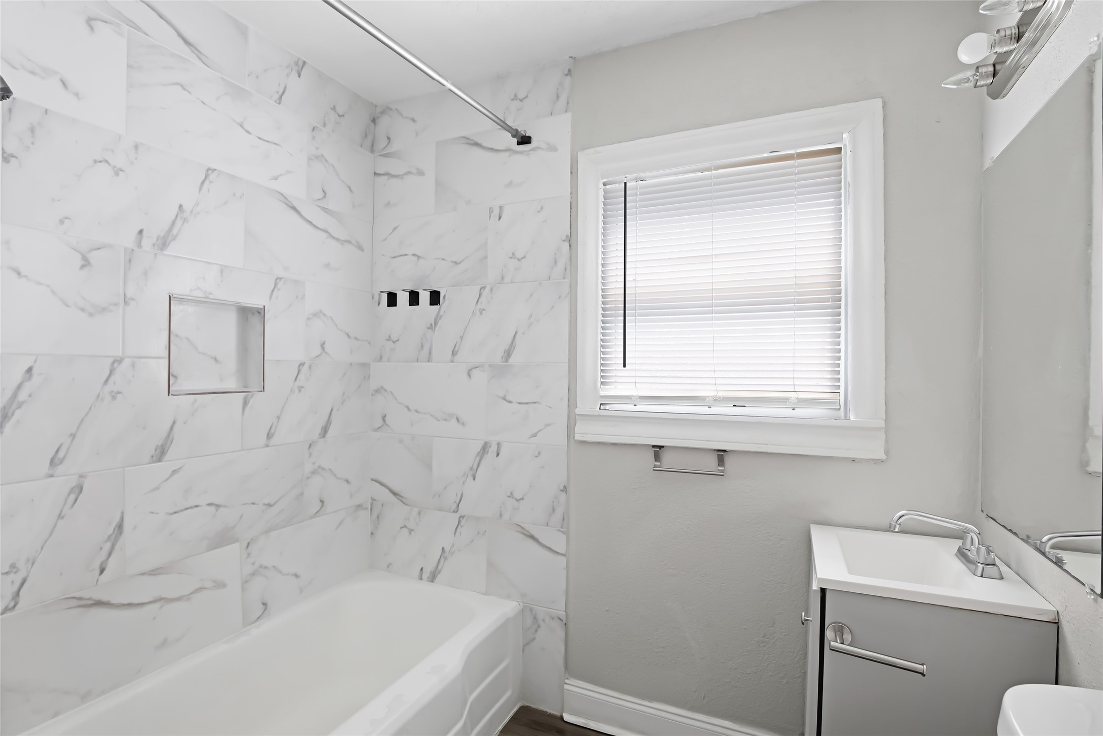 5411 Arapahoe Street Property Photo 29