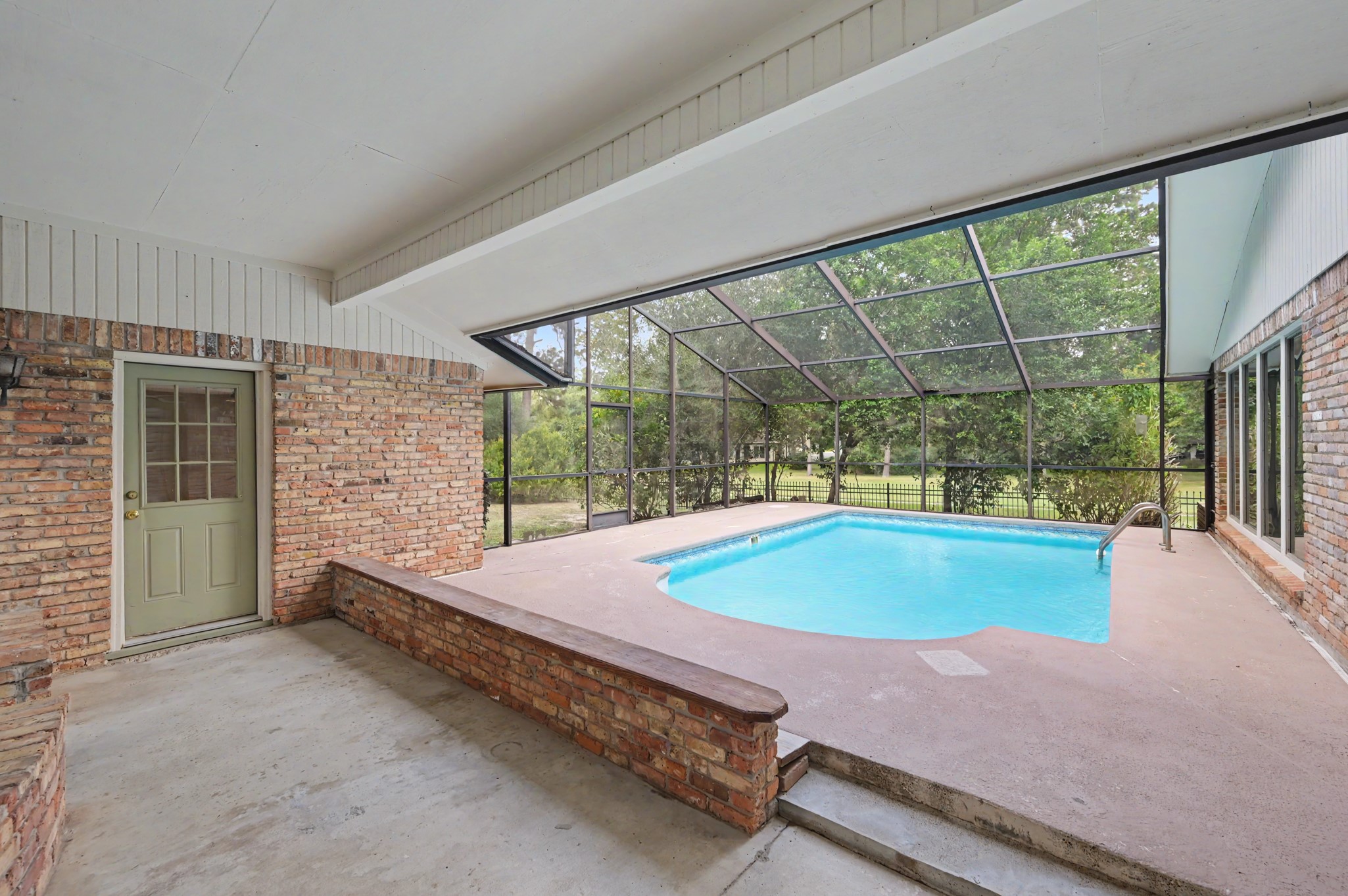 23 Amherst Court Property Photo 25