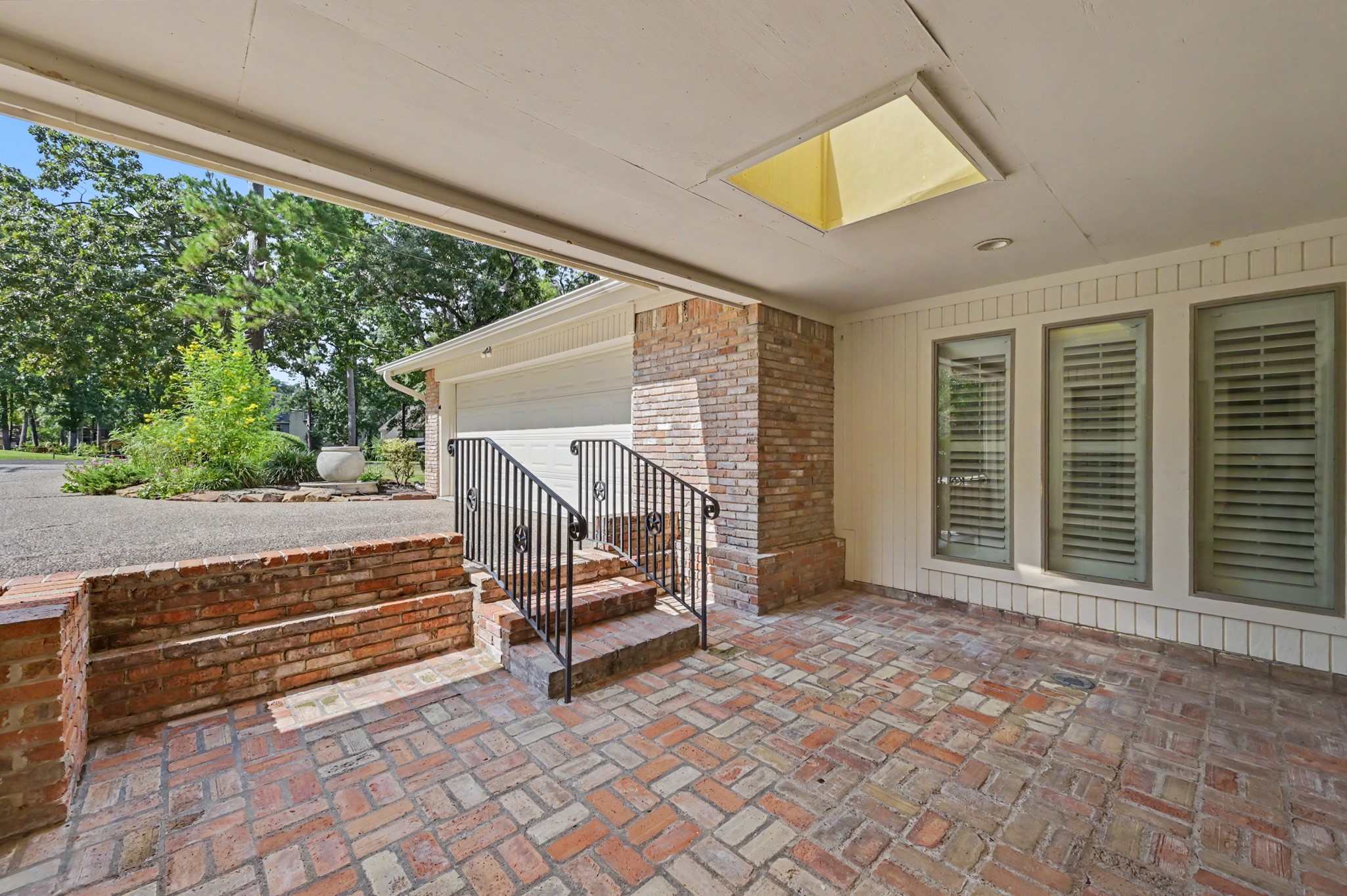 23 Amherst Court Property Photo 26