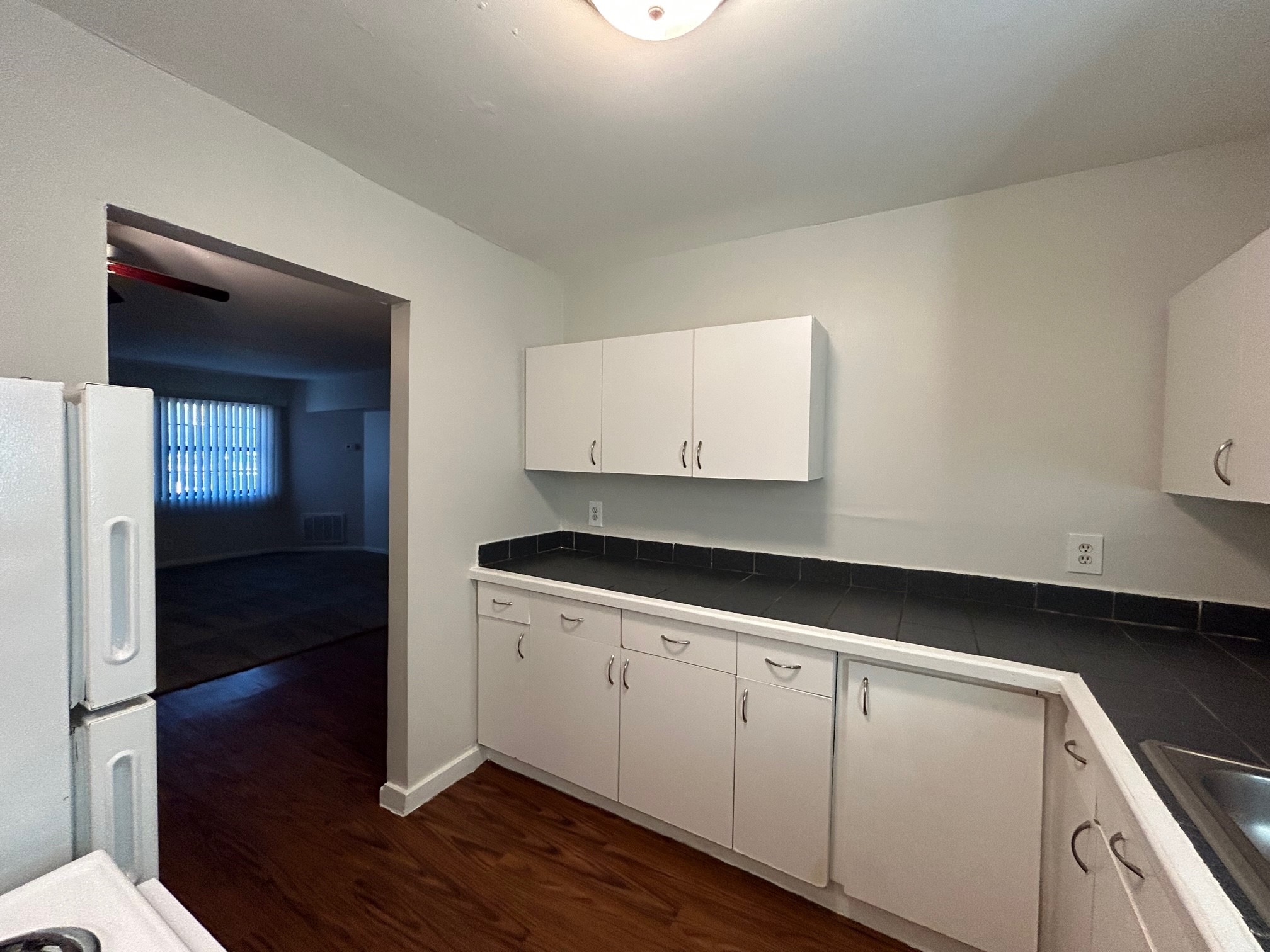 3629 N Macgregor Wa 141 Property Photo 10