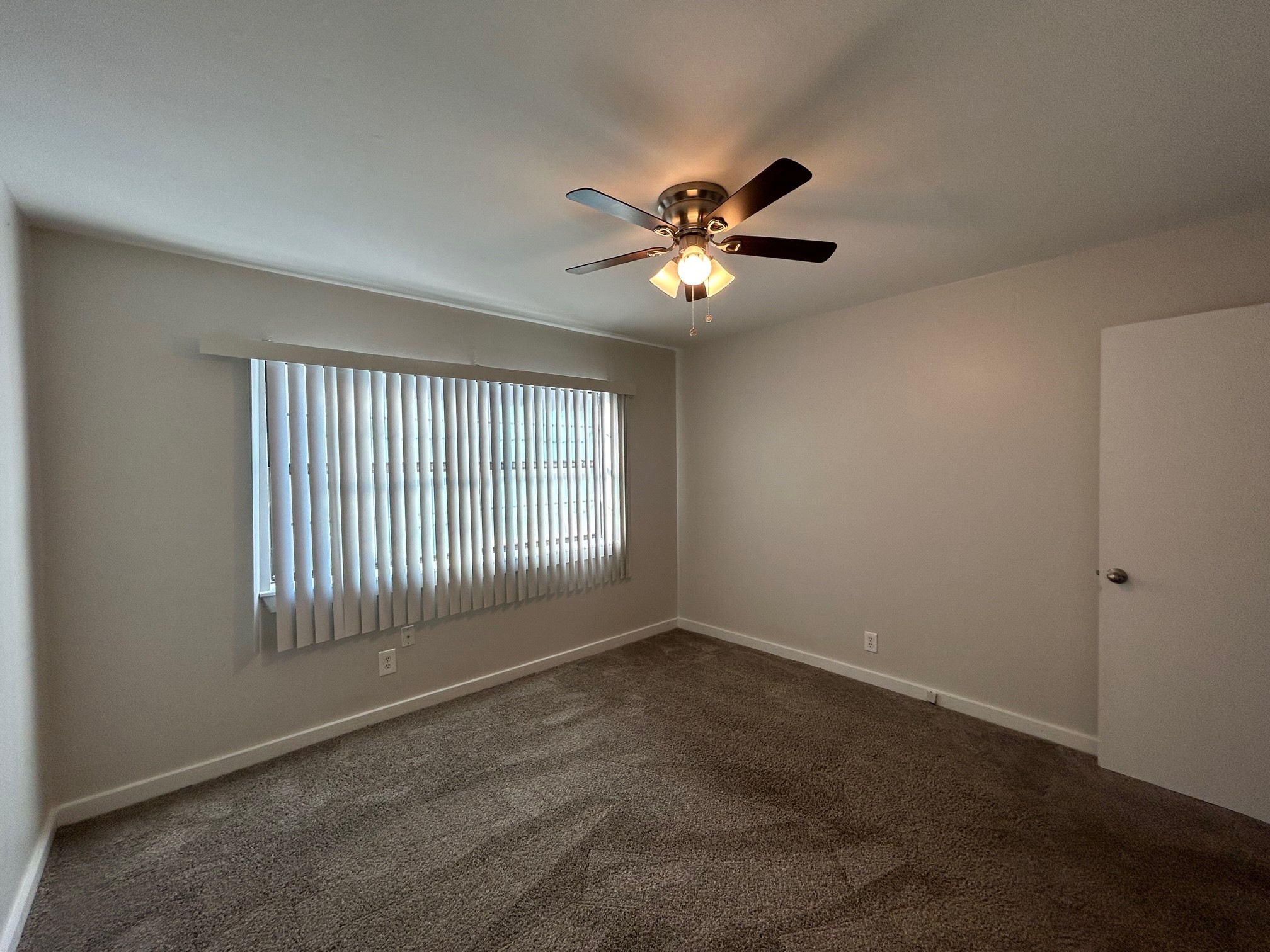 3629 N Macgregor Wa 141 Property Photo 20