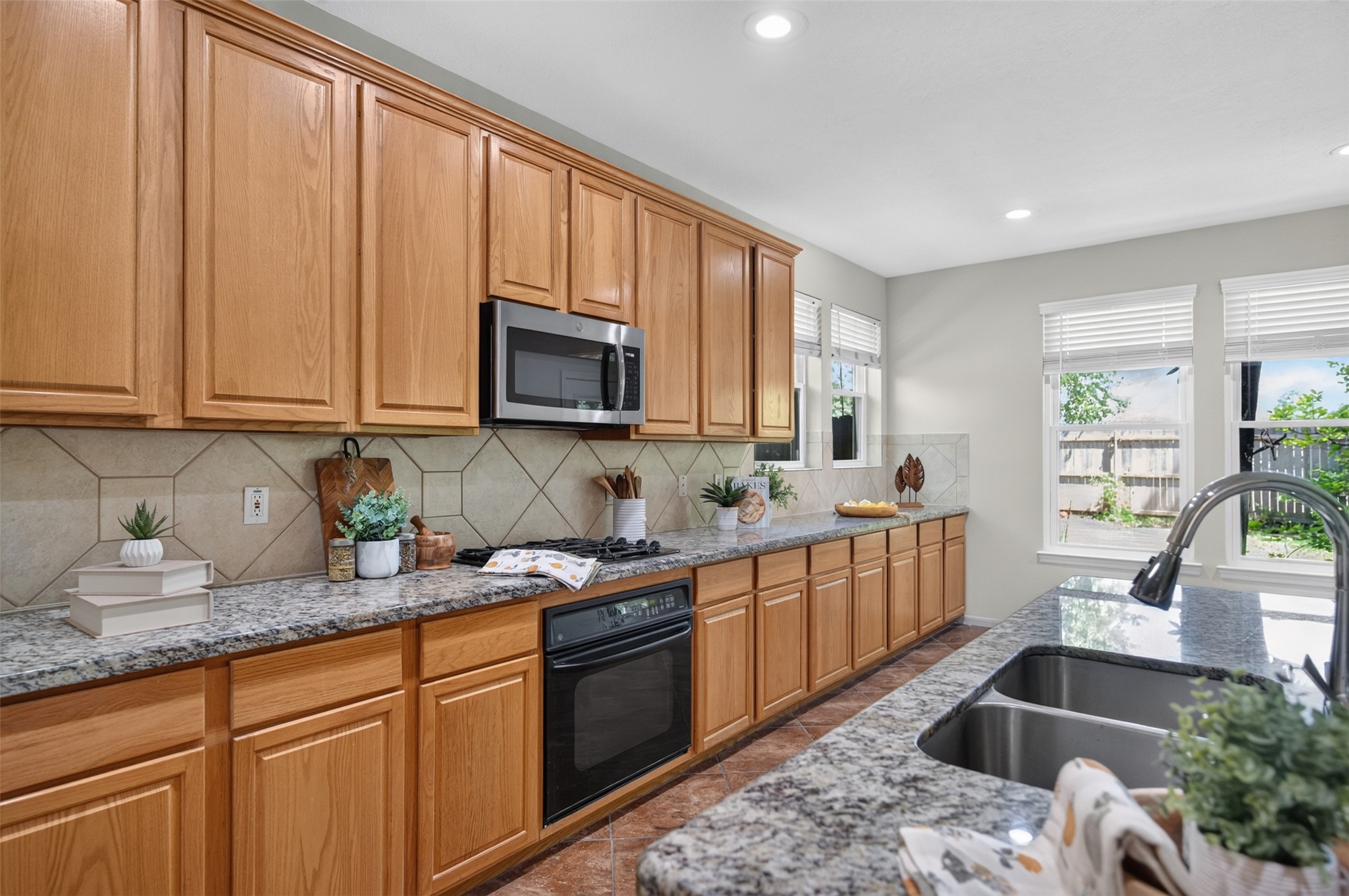 10106 Mandolin Court Property Photo 15