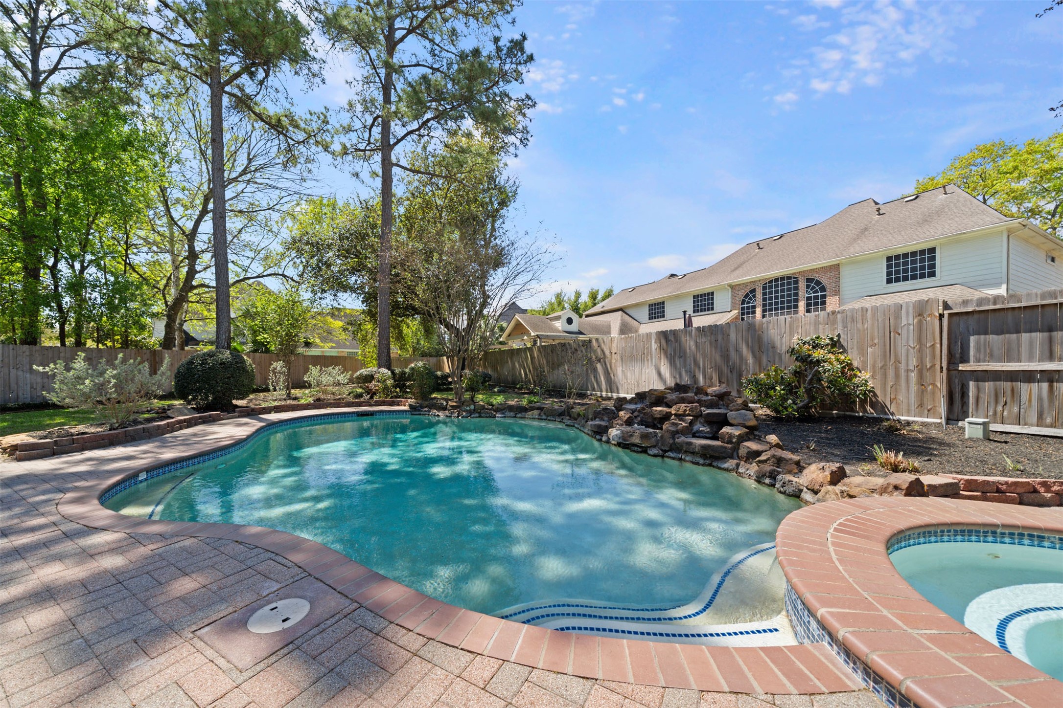 13714 Gainesway Drive Property Photo 39