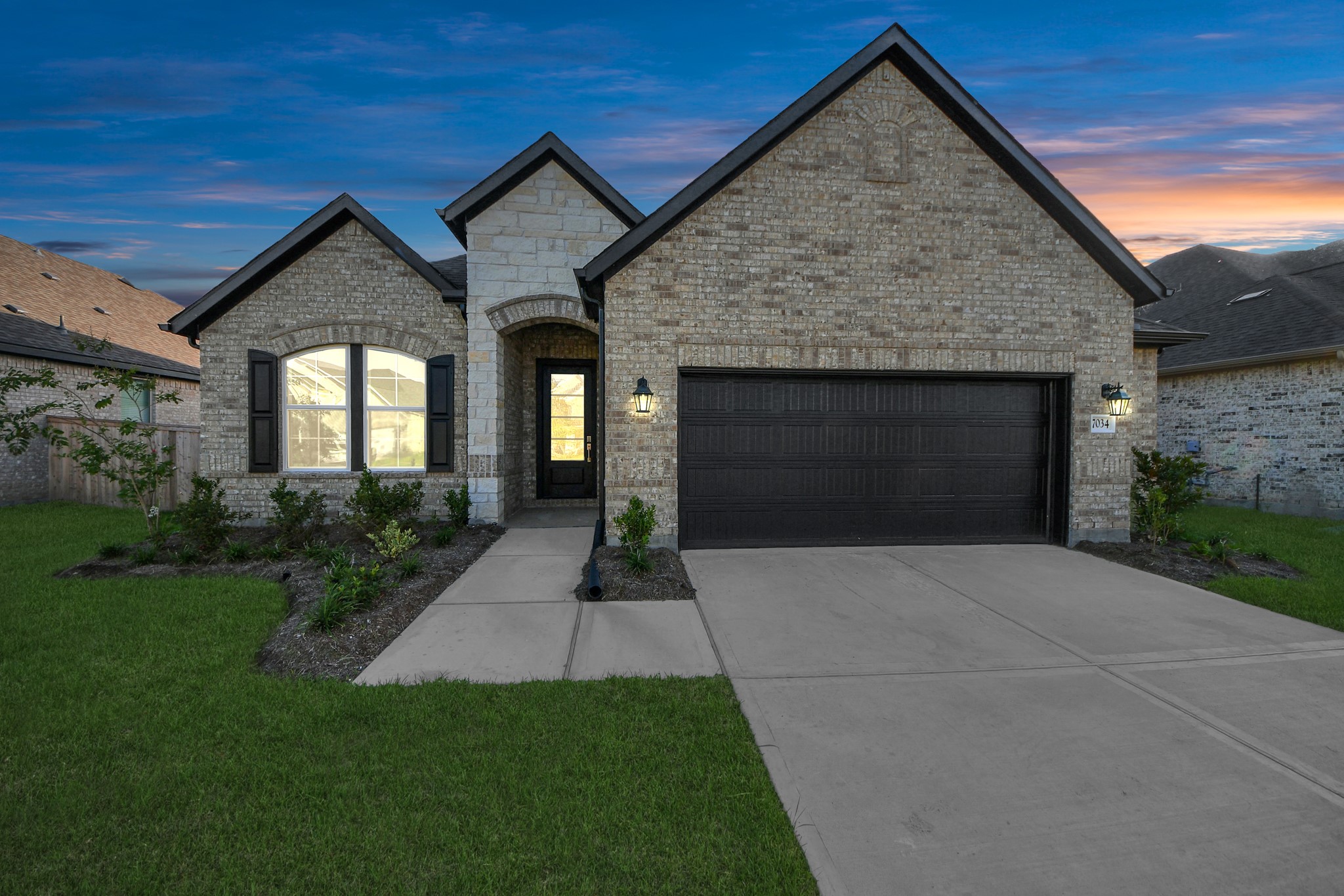 7034 Glennwick Grove Lane Property Photo 4