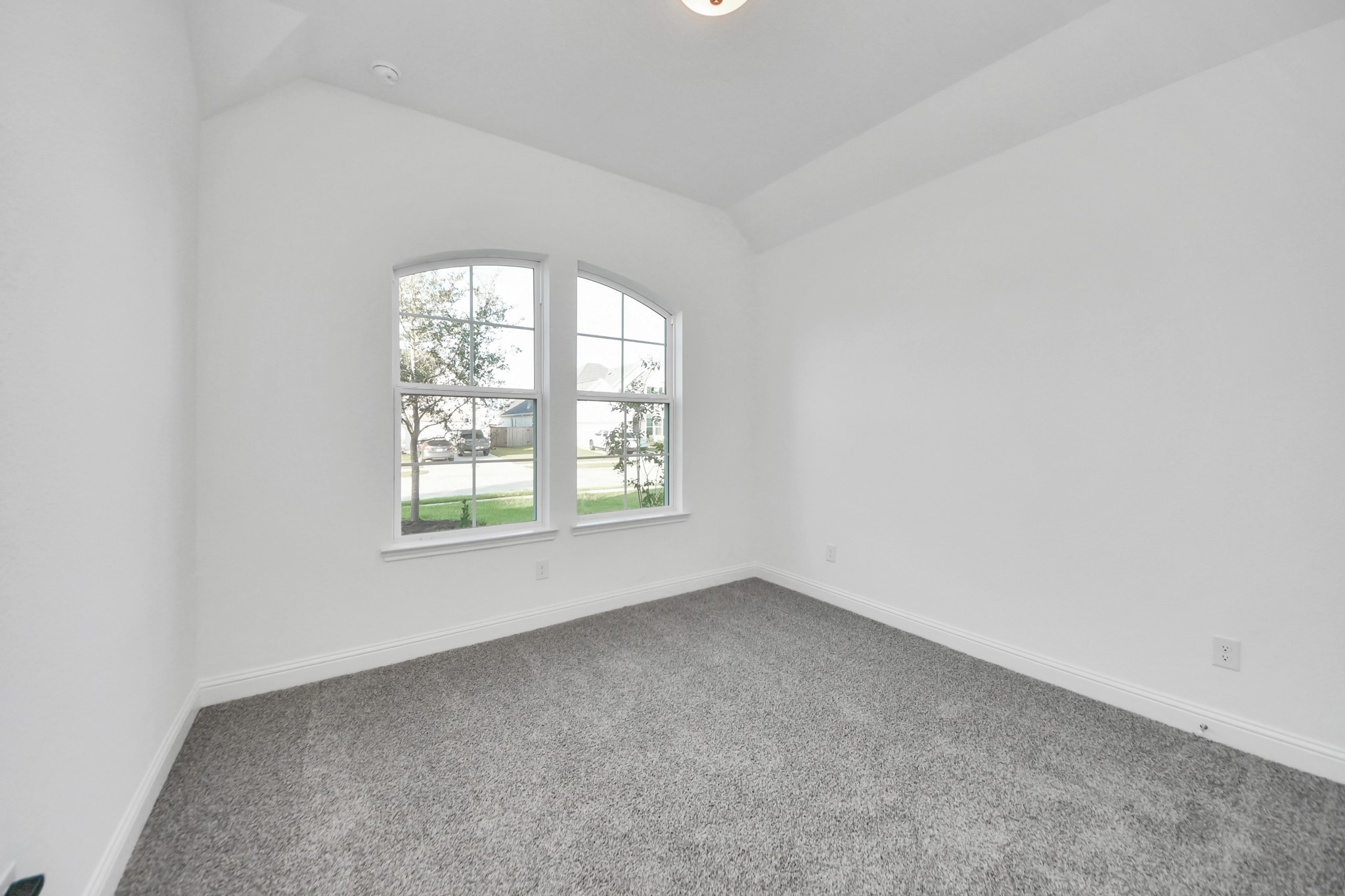 7034 Glennwick Grove Lane Property Photo 10