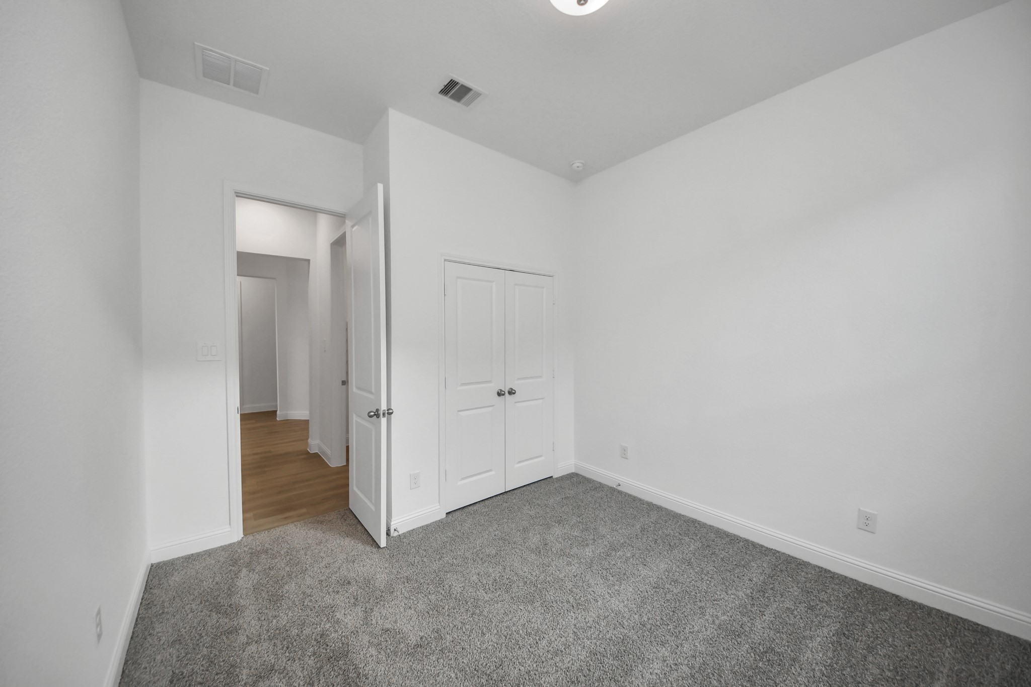 7034 Glennwick Grove Lane Property Photo 18