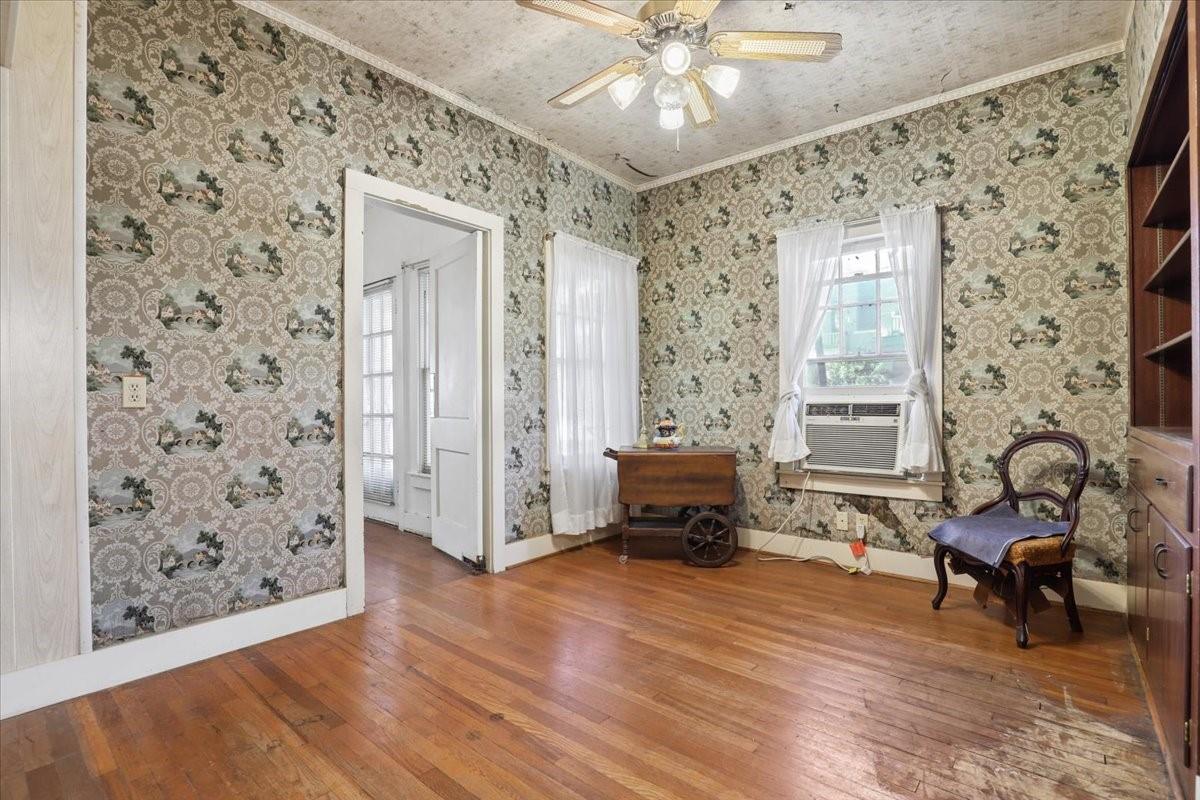 514 S Main Street, Lockhart Tx 78644 Property Photo 9