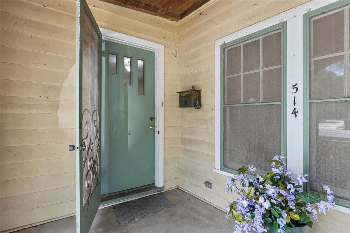 514 S Main Street, Lockhart Tx 78644 Property Photo 22