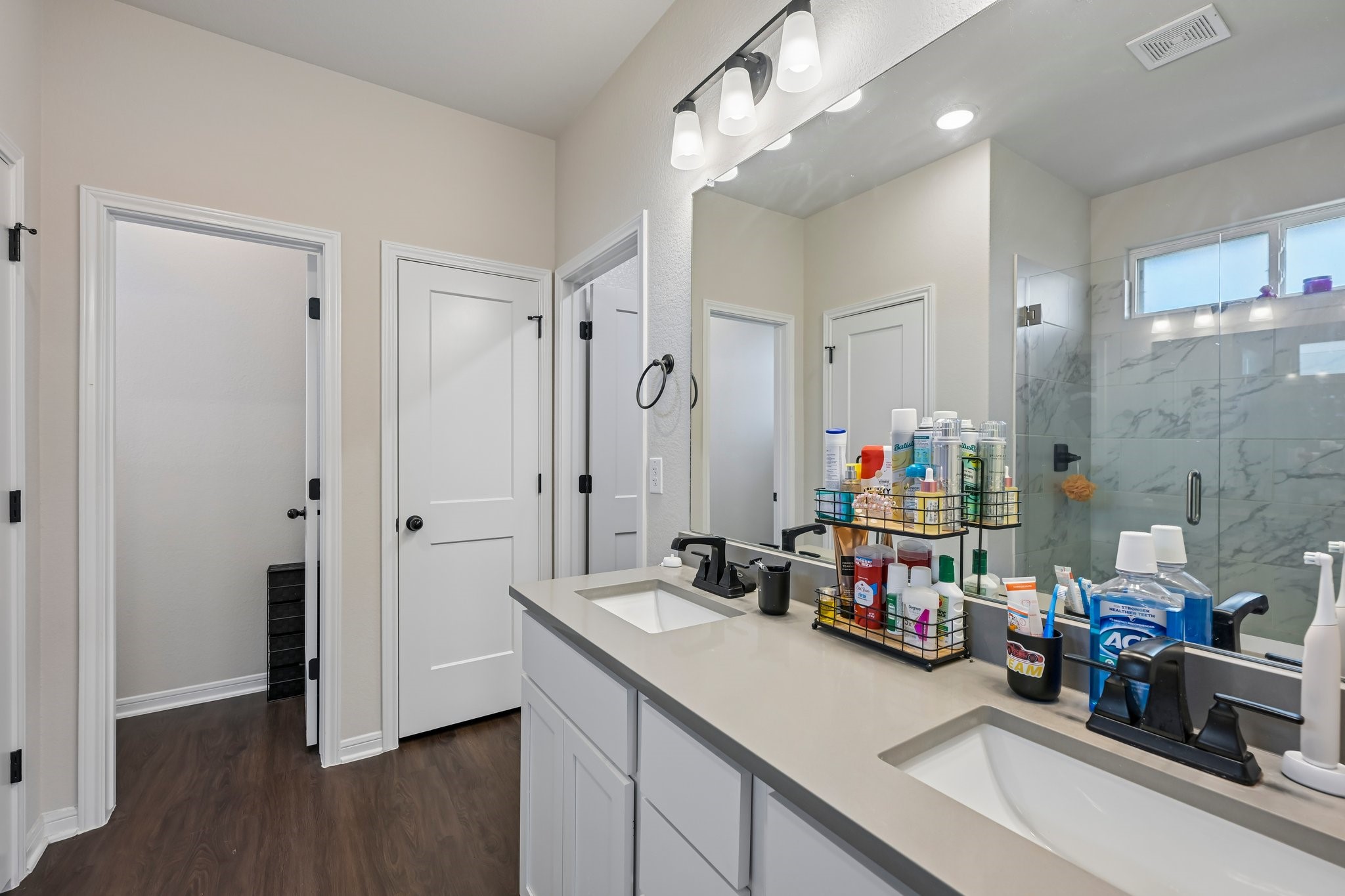 716 Killam Drive Property Photo 25