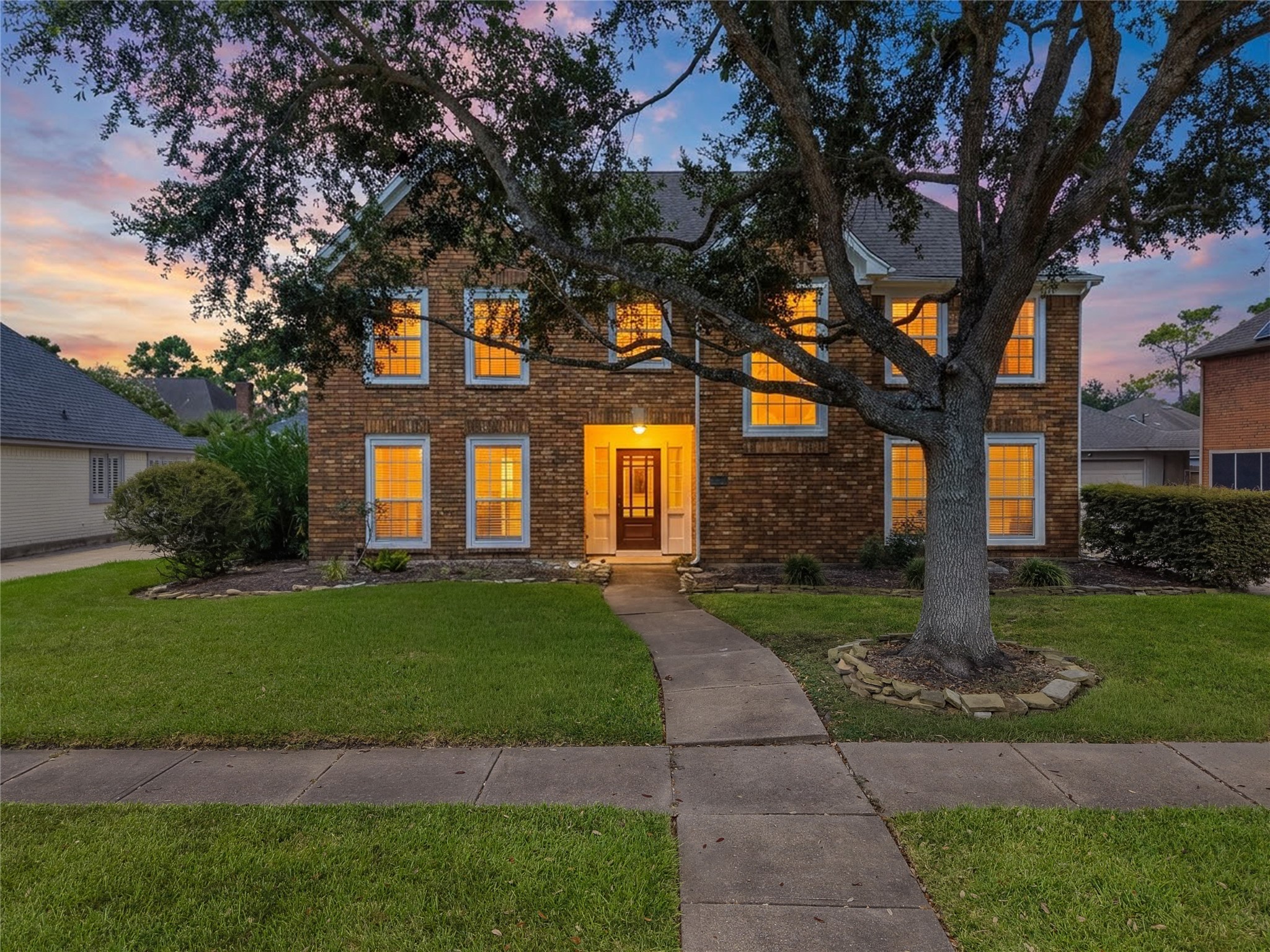 2104 Bay Hill Drive Property Photo 1