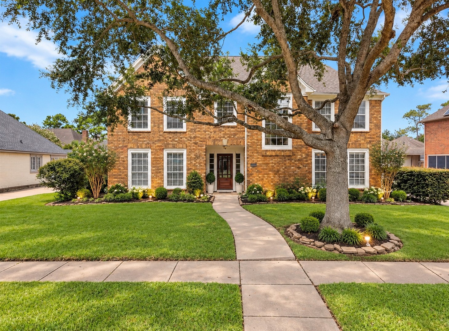 2104 Bay Hill Drive Property Photo 1