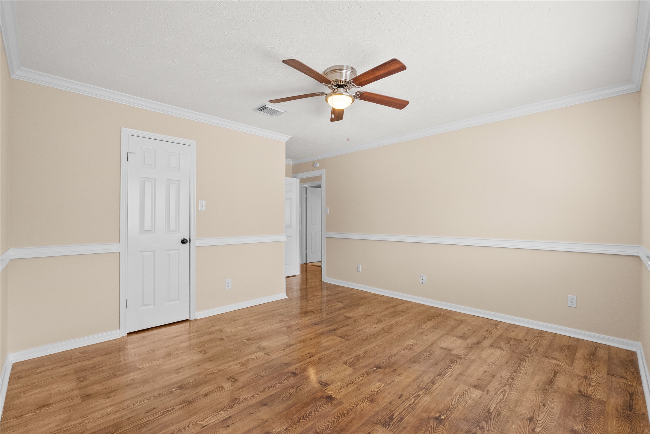 2104 Bay Hill Drive Property Photo 29
