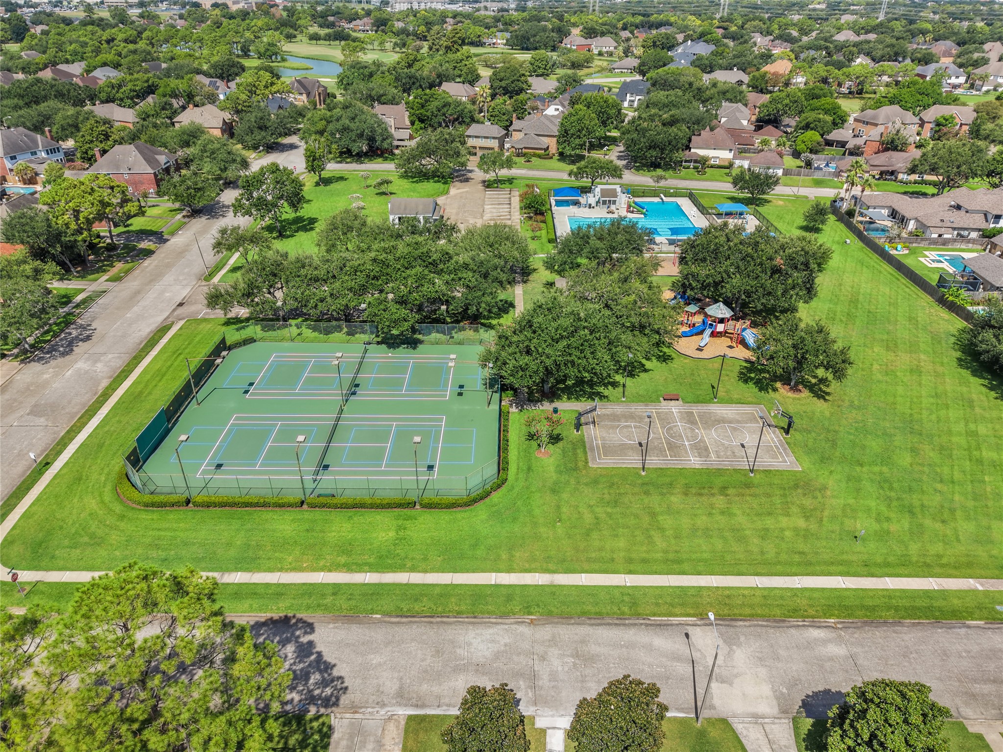 2104 Bay Hill Drive Property Photo 49