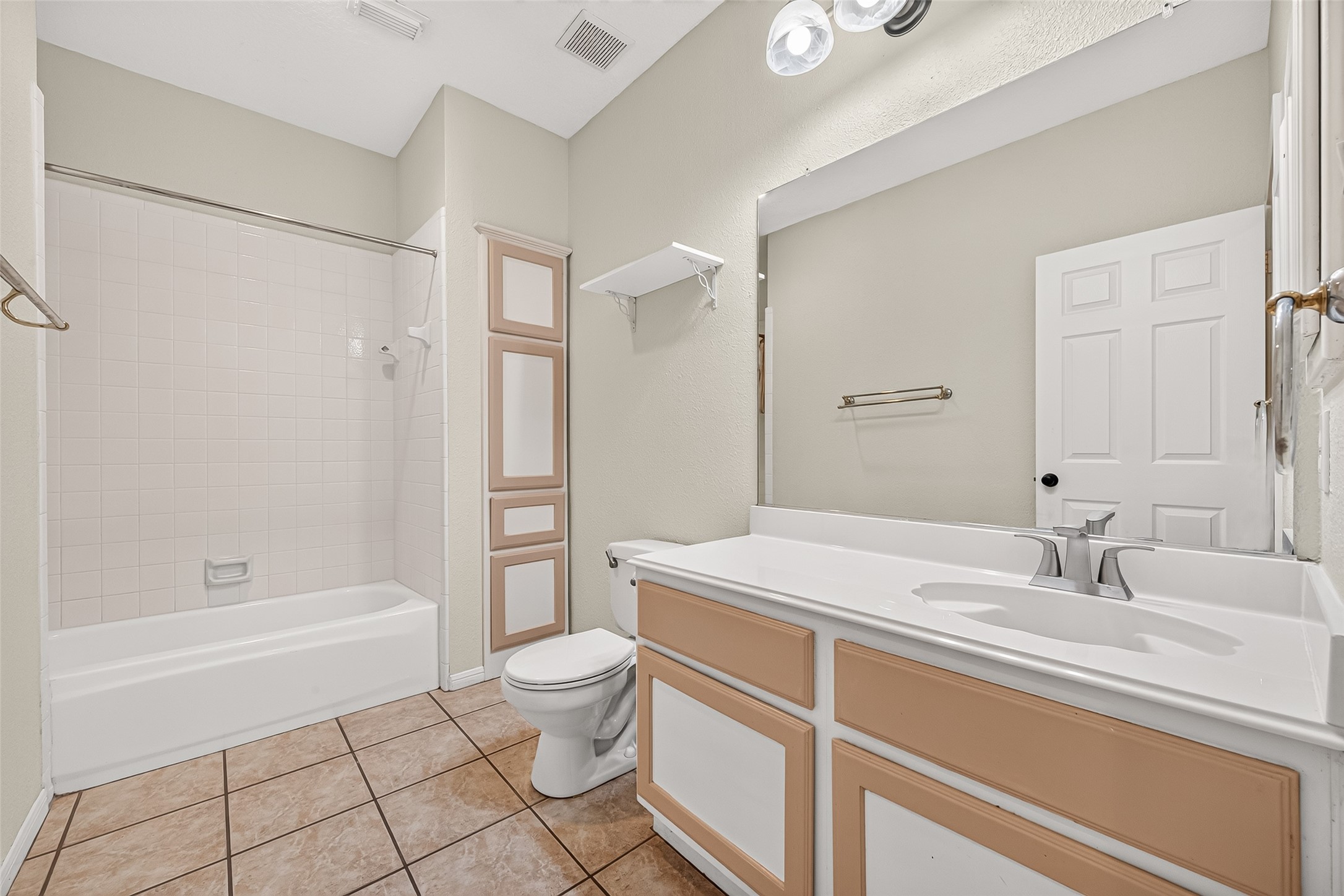 3215 Quiet Lake Drive Property Photo 25