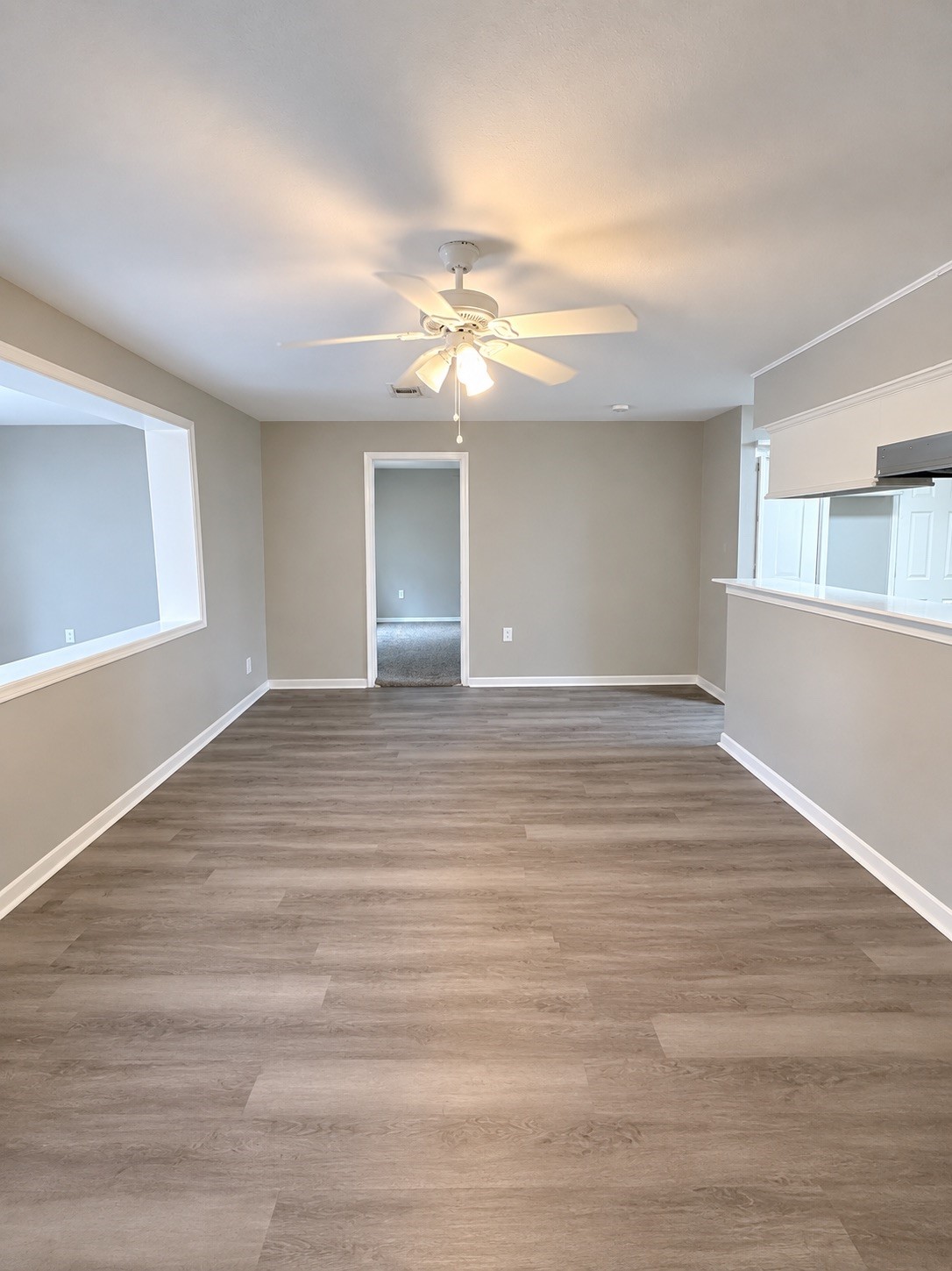 16907 Argyle Road Property Photo 5