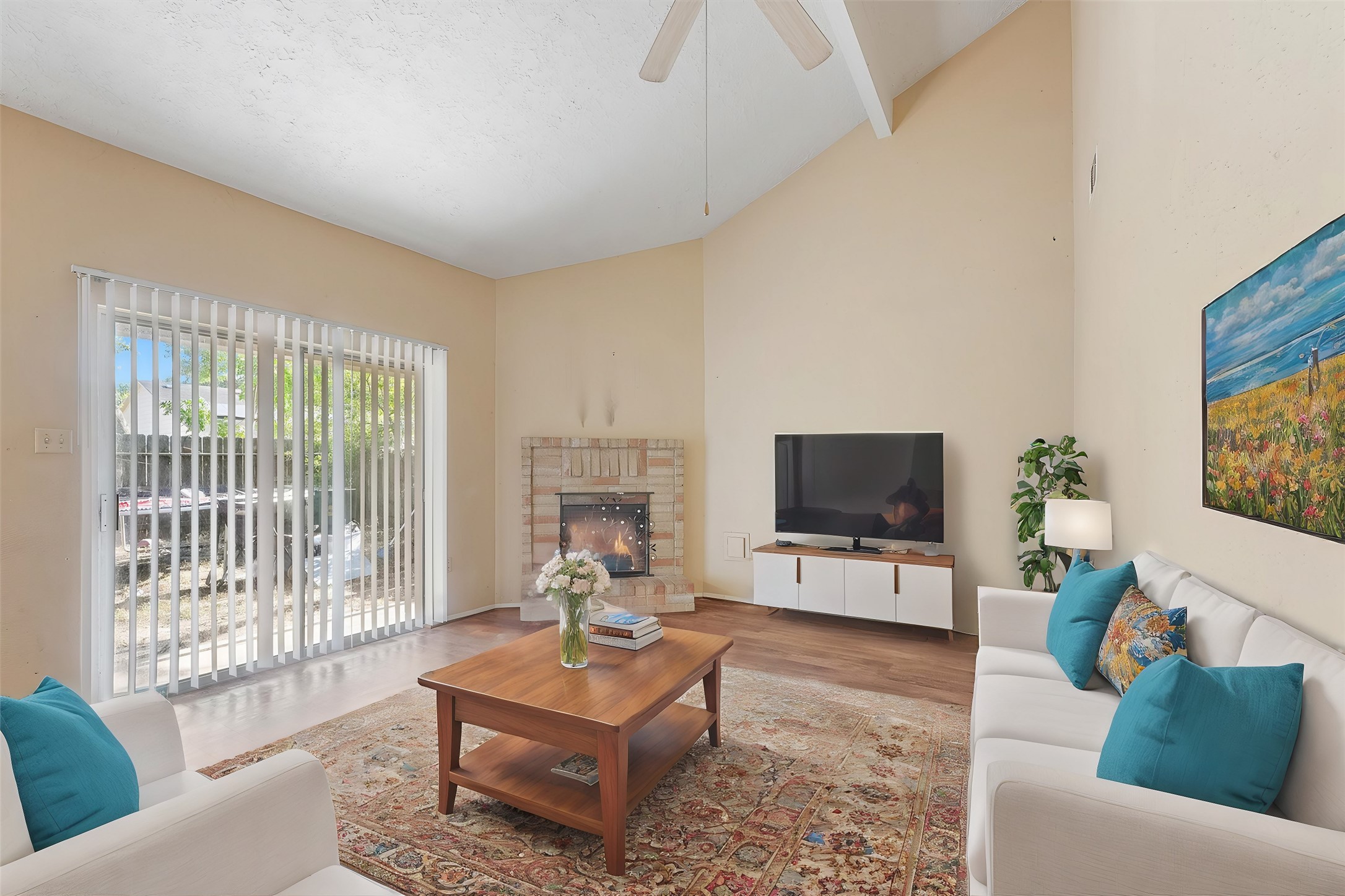 19459 Cypress Canyon Drive Property Photo 4