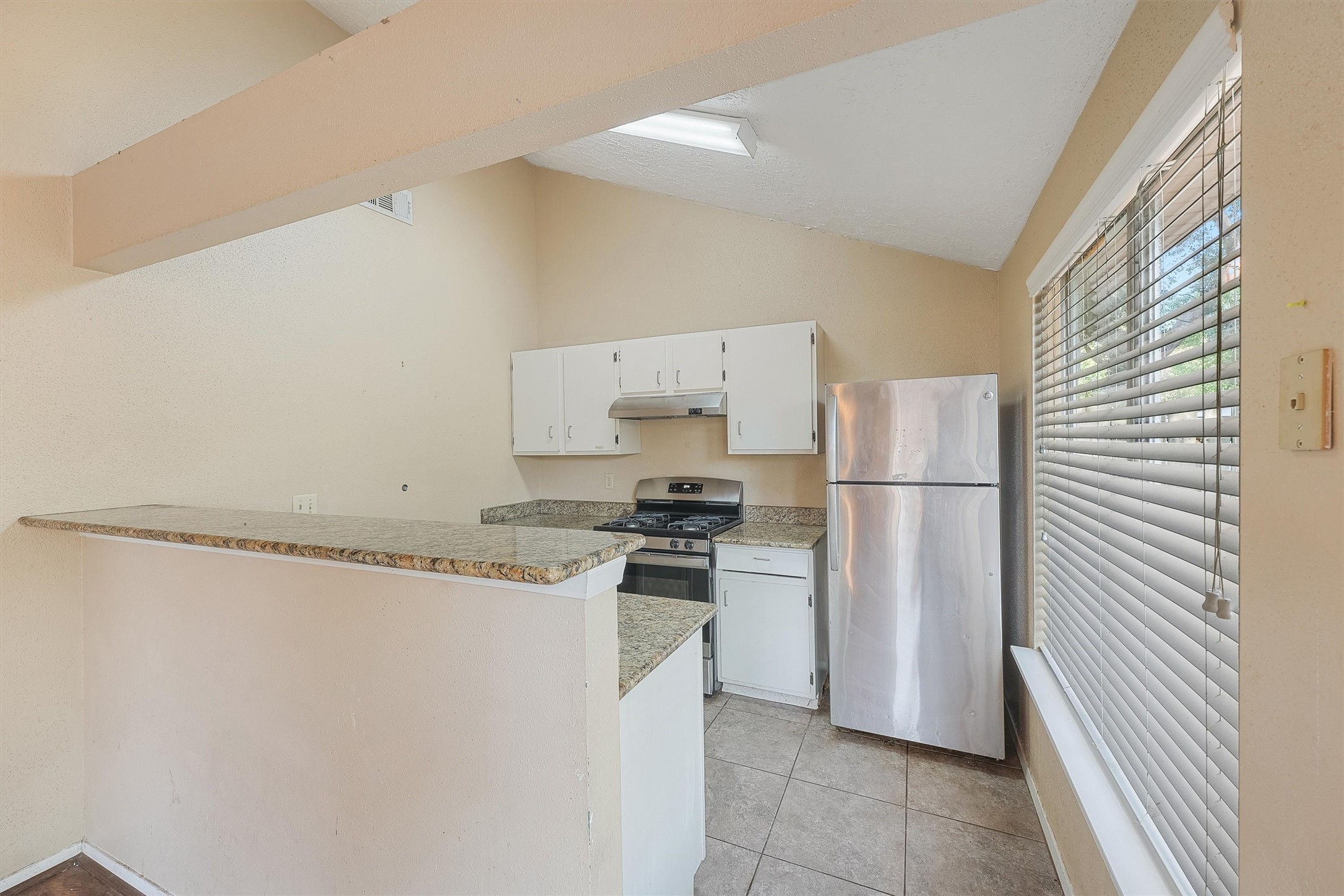 19459 Cypress Canyon Drive Property Photo 14