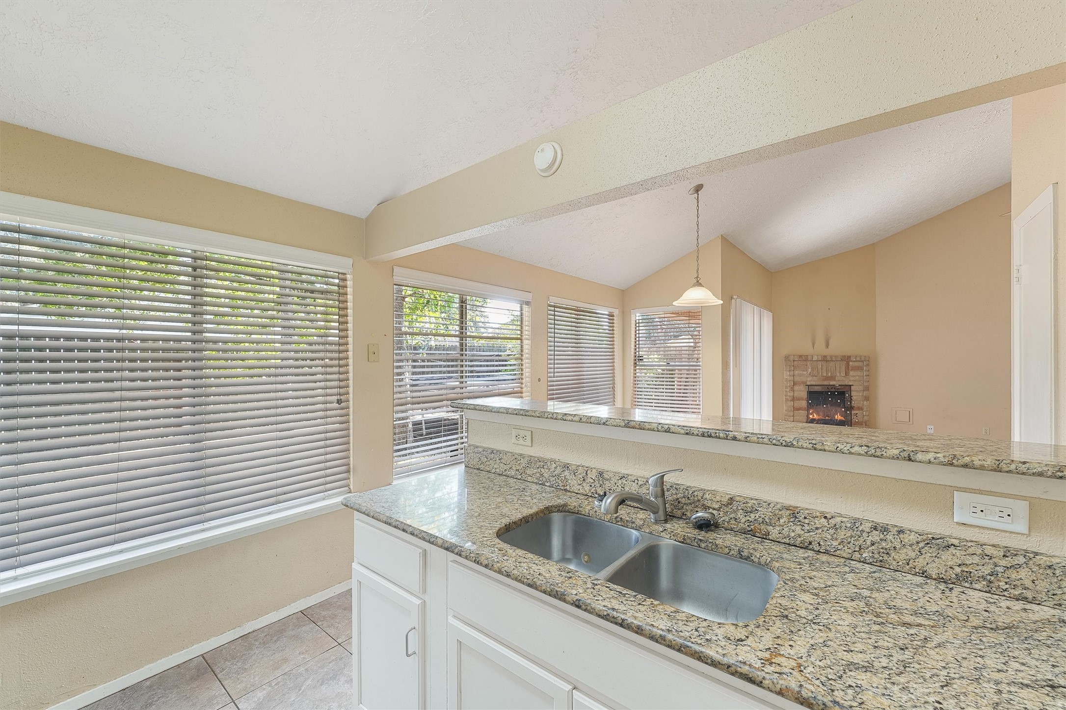 19459 Cypress Canyon Drive Property Photo 15