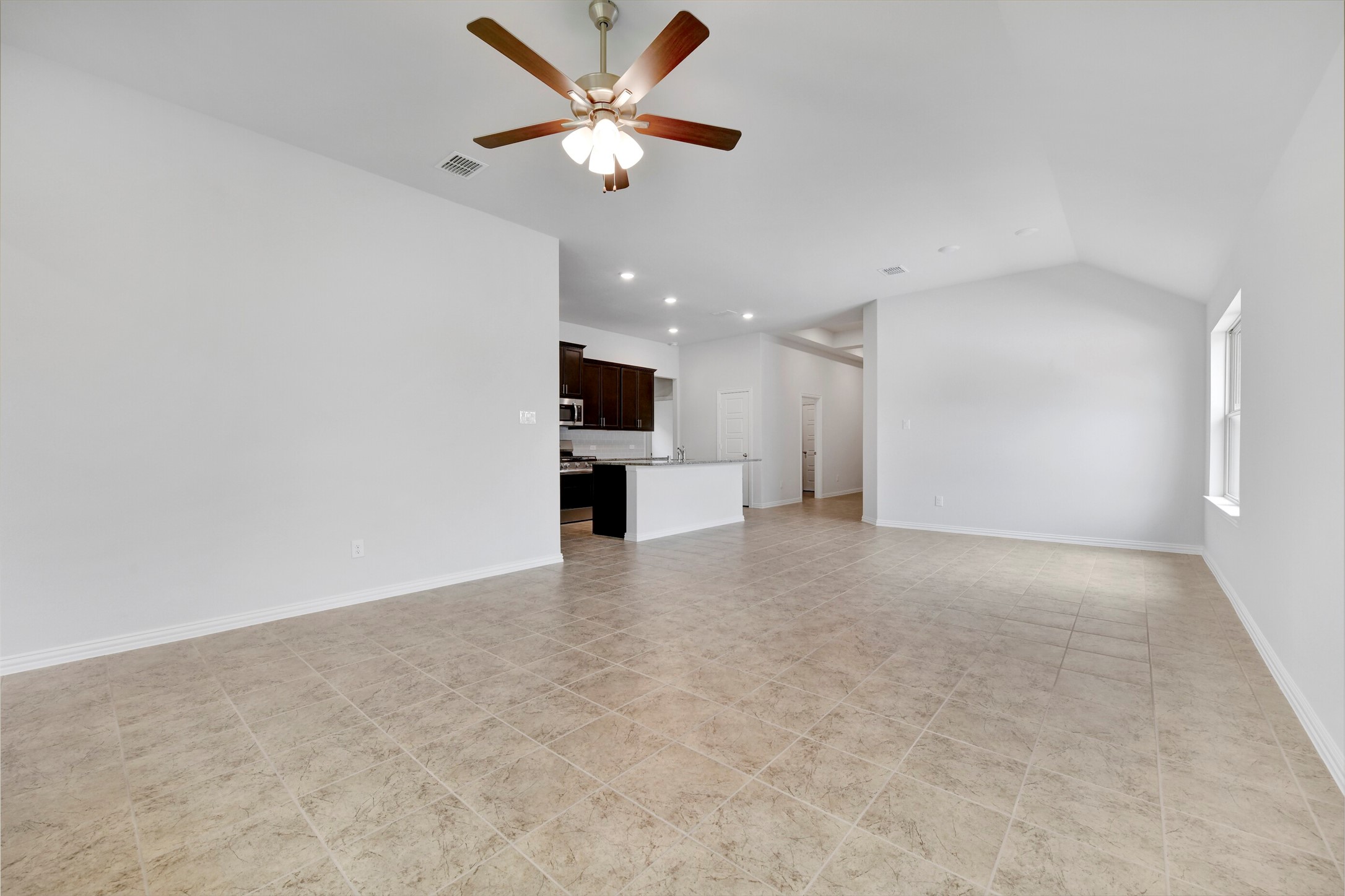 2207 Villa Flora Lane Property Photo 10