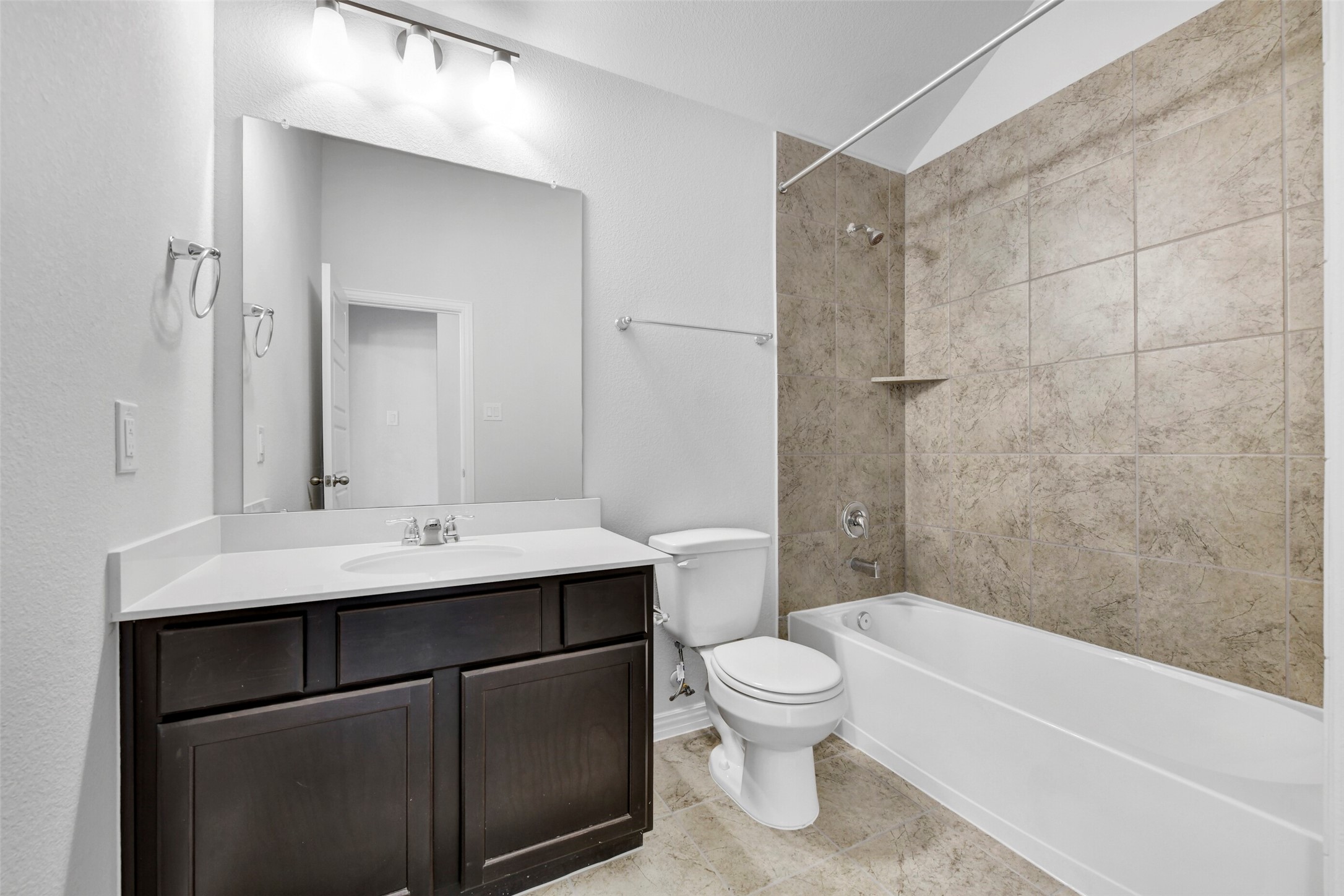 2207 Villa Flora Lane Property Photo 20