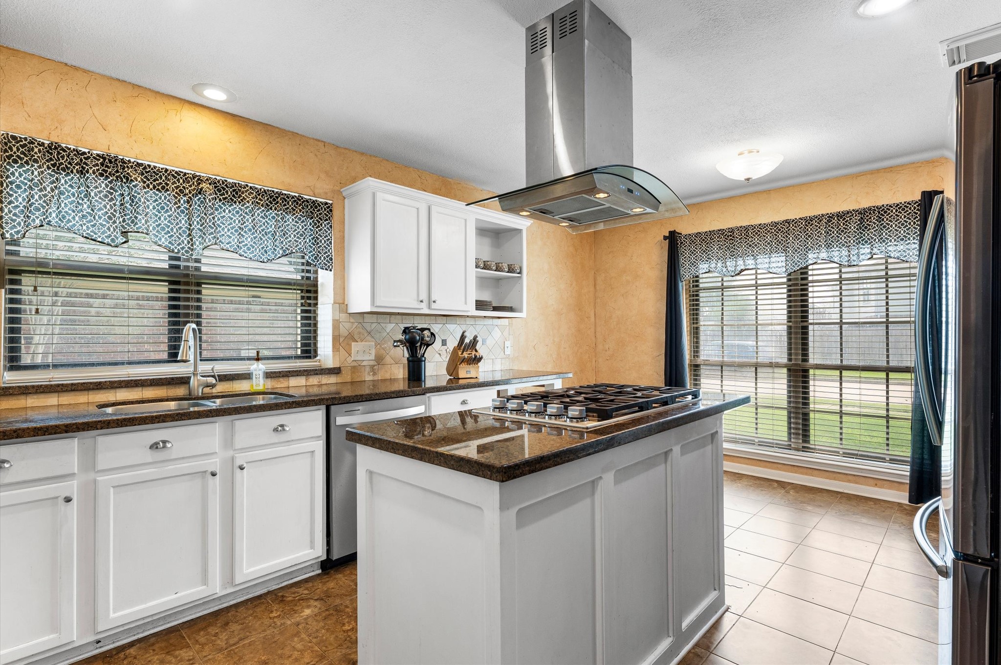 10822 Spruce Drive S Property Photo 14