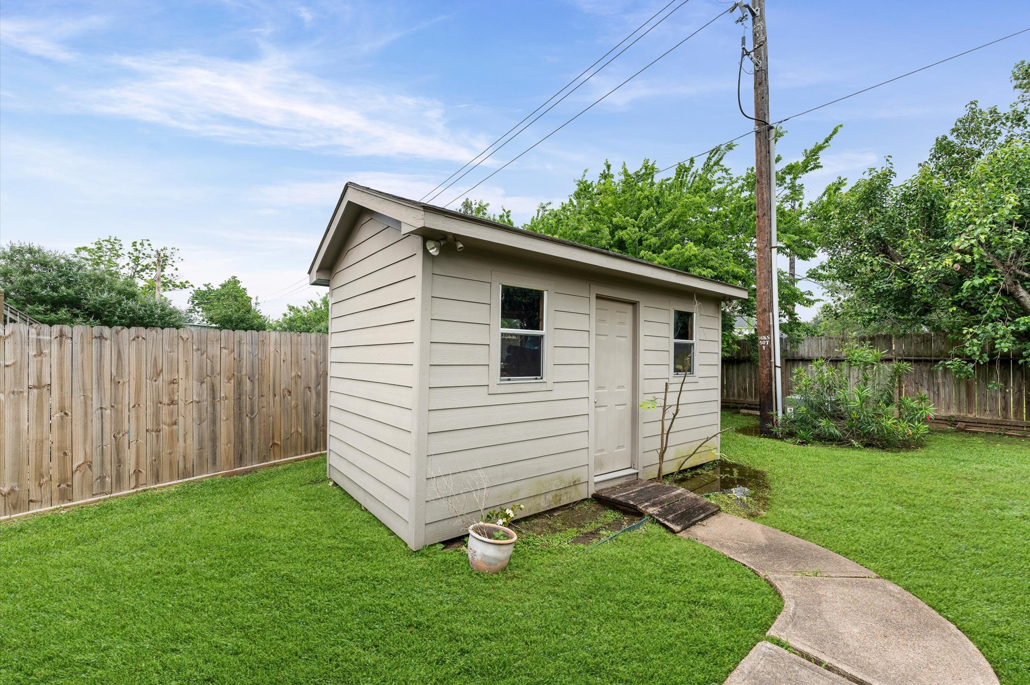 10822 Spruce Drive S Property Photo 32