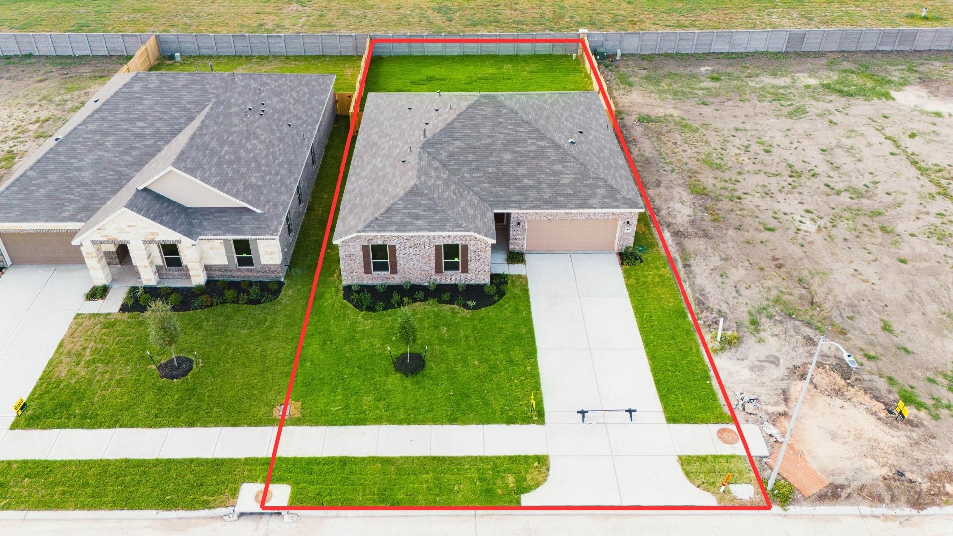 5412 Kindred Street Property Photo 2