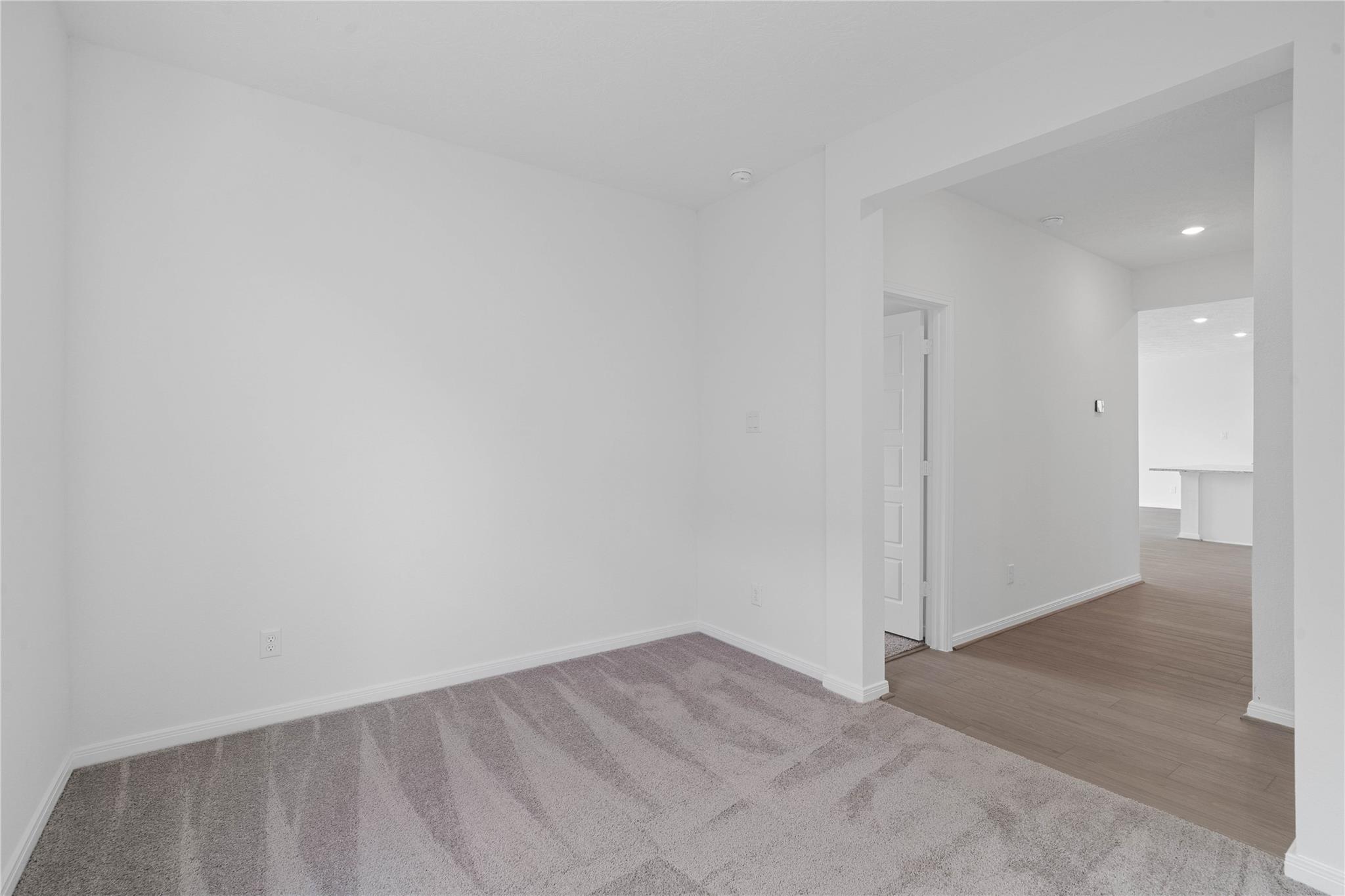 5412 Kindred Street Property Photo 18