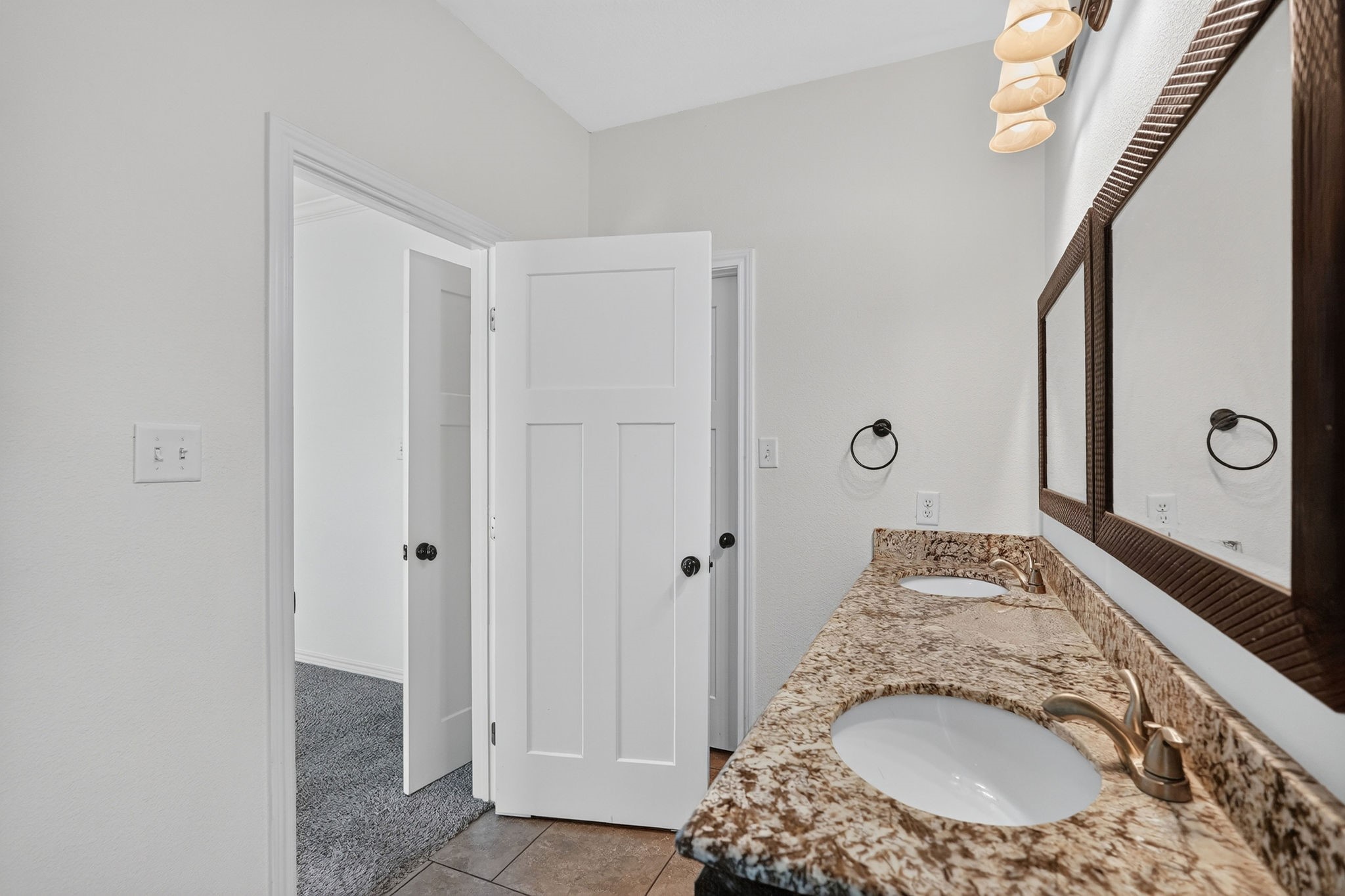 4001 Golden Eagle Drive Property Photo 37