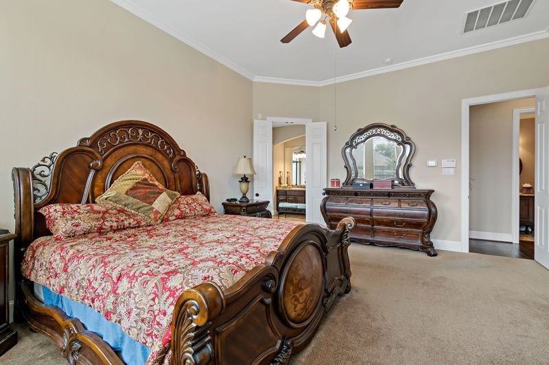 22 Waters Lake Boulevard Property Photo 23