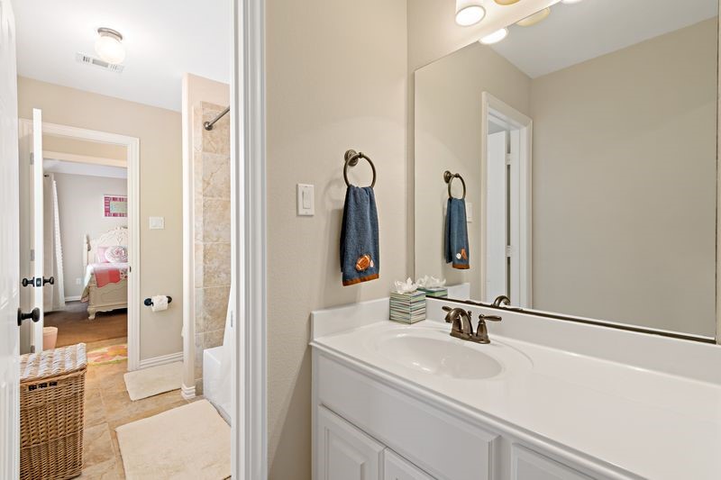 22 Waters Lake Boulevard Property Photo 37