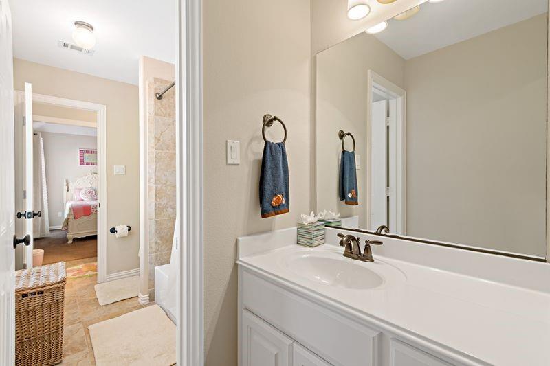 22 Waters Lake Boulevard, Missouri City Tx 77459 Property Photo 37