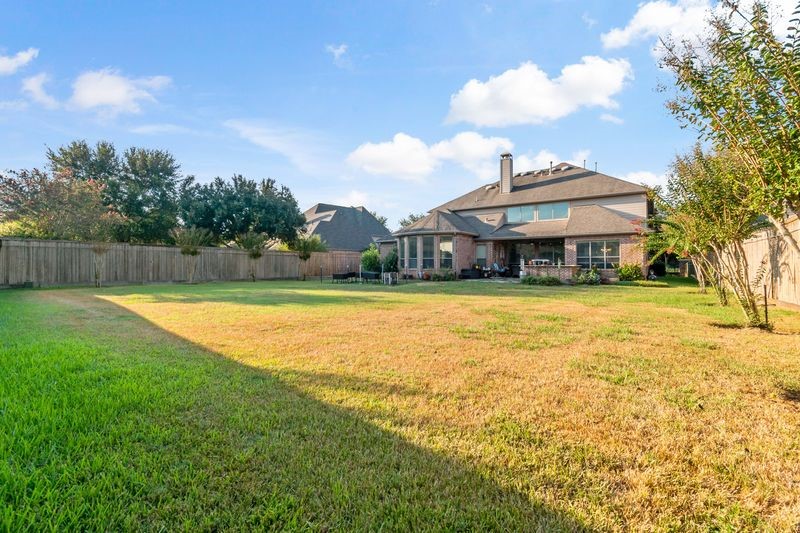 22 Waters Lake Boulevard Property Photo 46