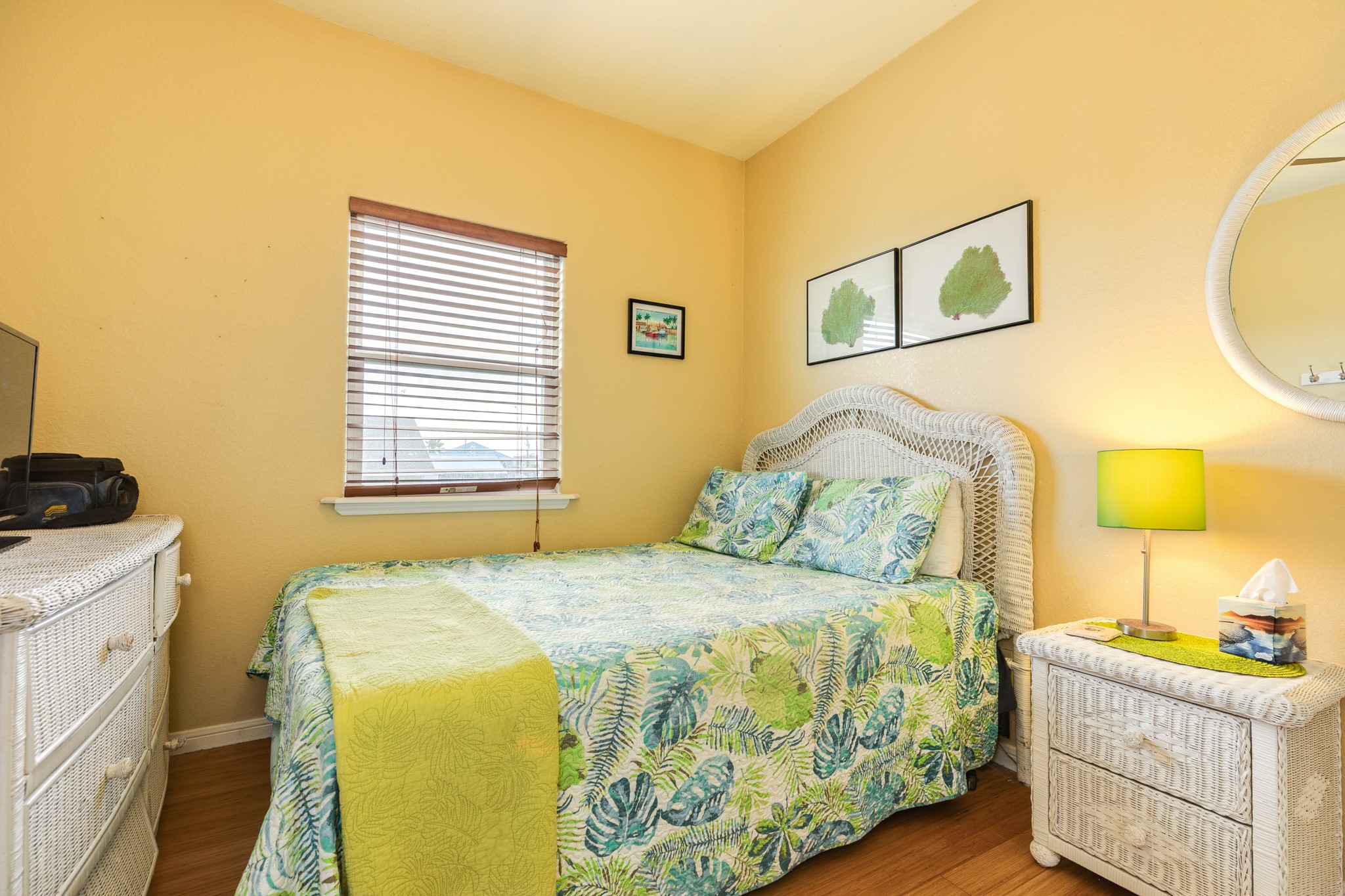 306 Beach Drive Property Photo 18