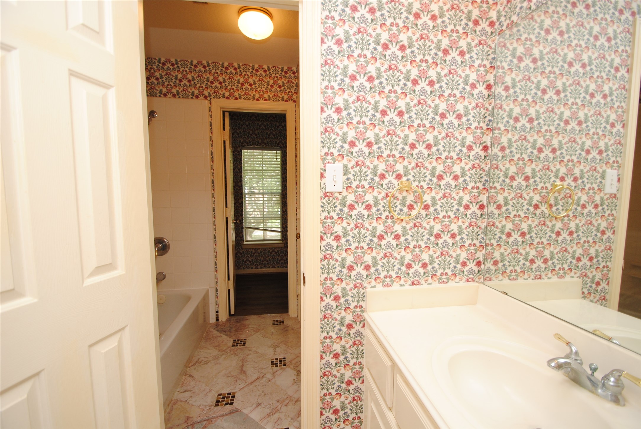 1803 Willow Lakes Drive Property Photo 25