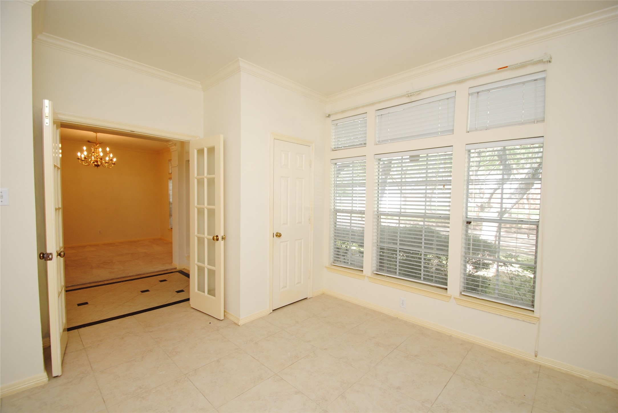 1803 Willow Lakes Drive Property Photo 38