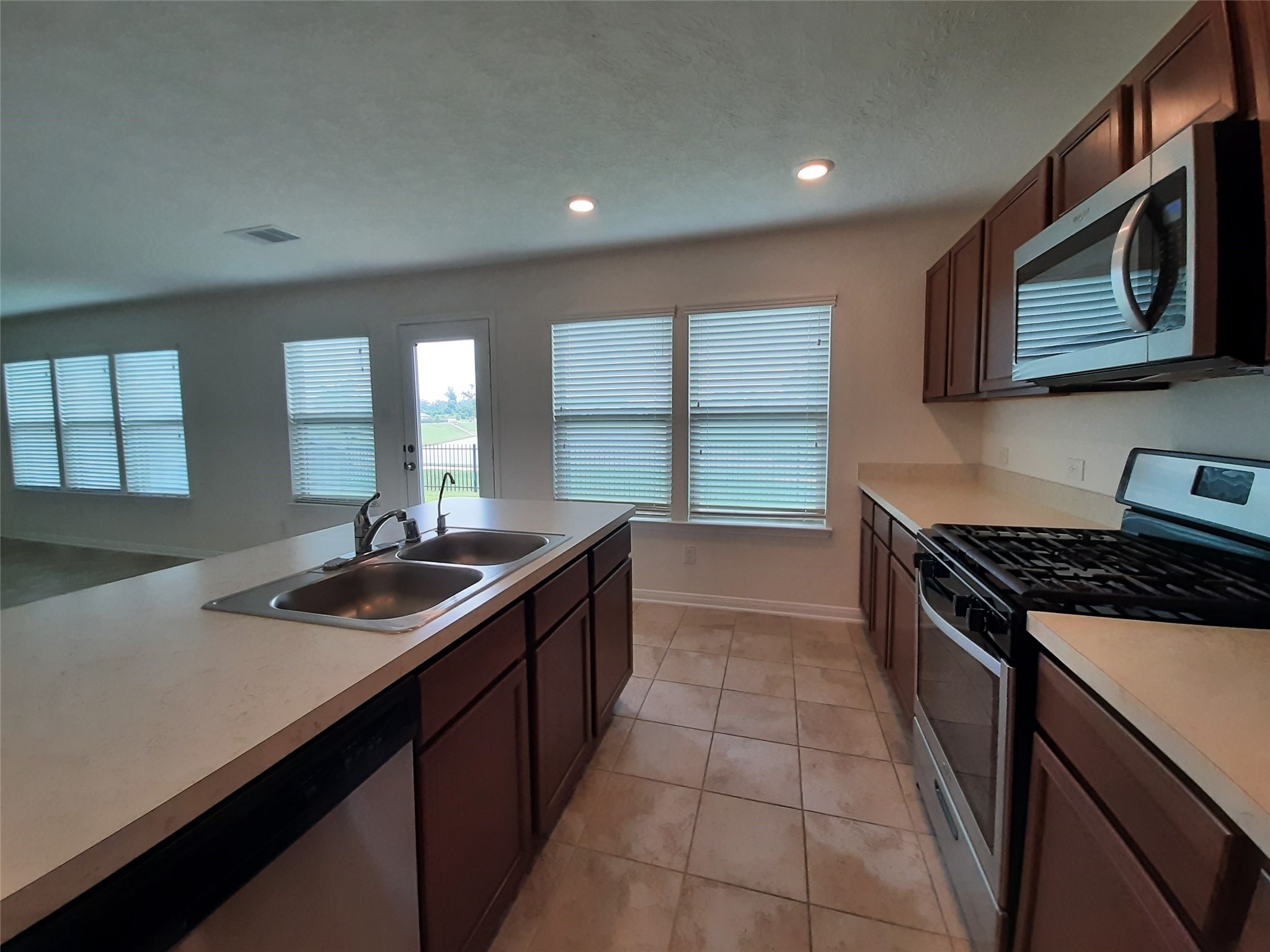 4834 Lucky Fawn Lane Property Photo 8