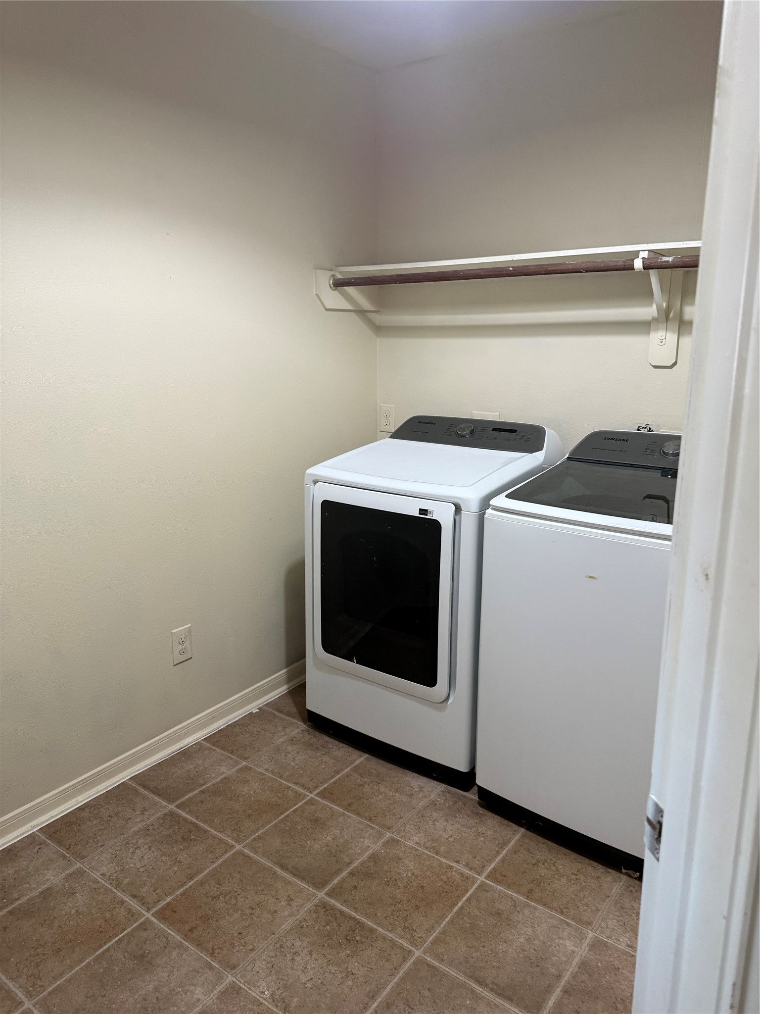 1330 Reedpoint Drive Property Photo 23