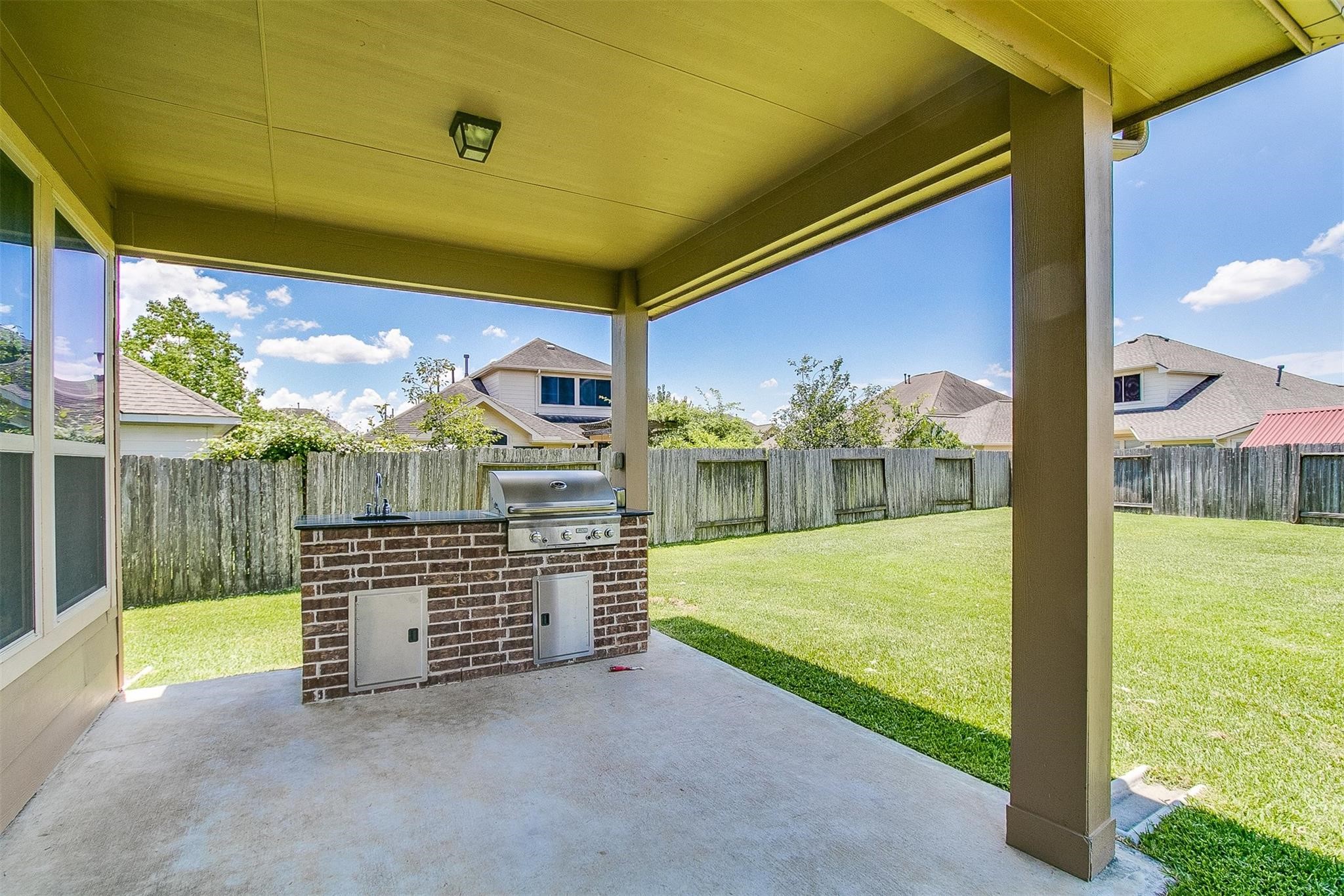 17807 Quiet Loch Lane Property Photo 6