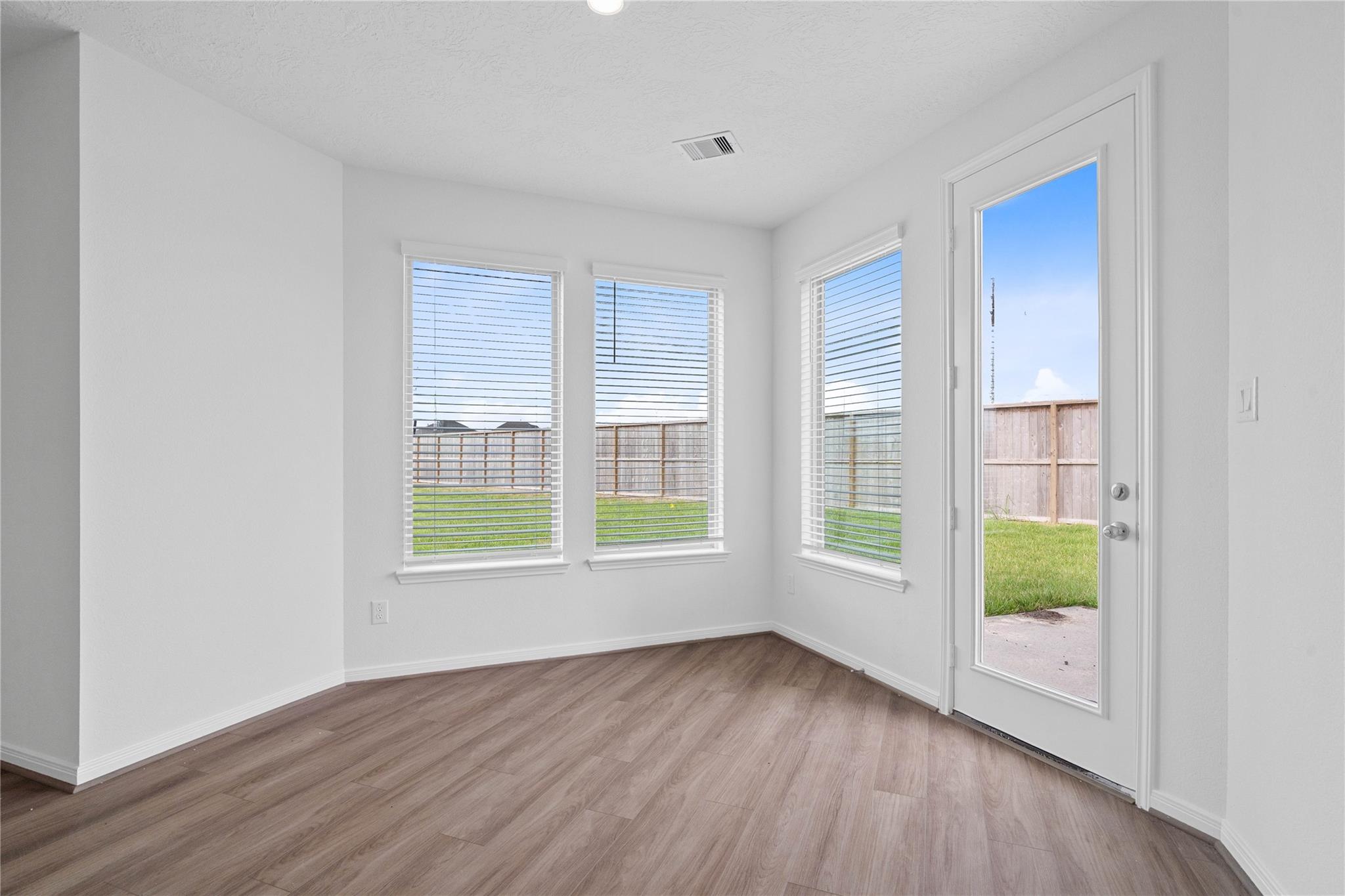 3203 Isla Samara Drive, Manvel Tx 77578 Property Photo 11