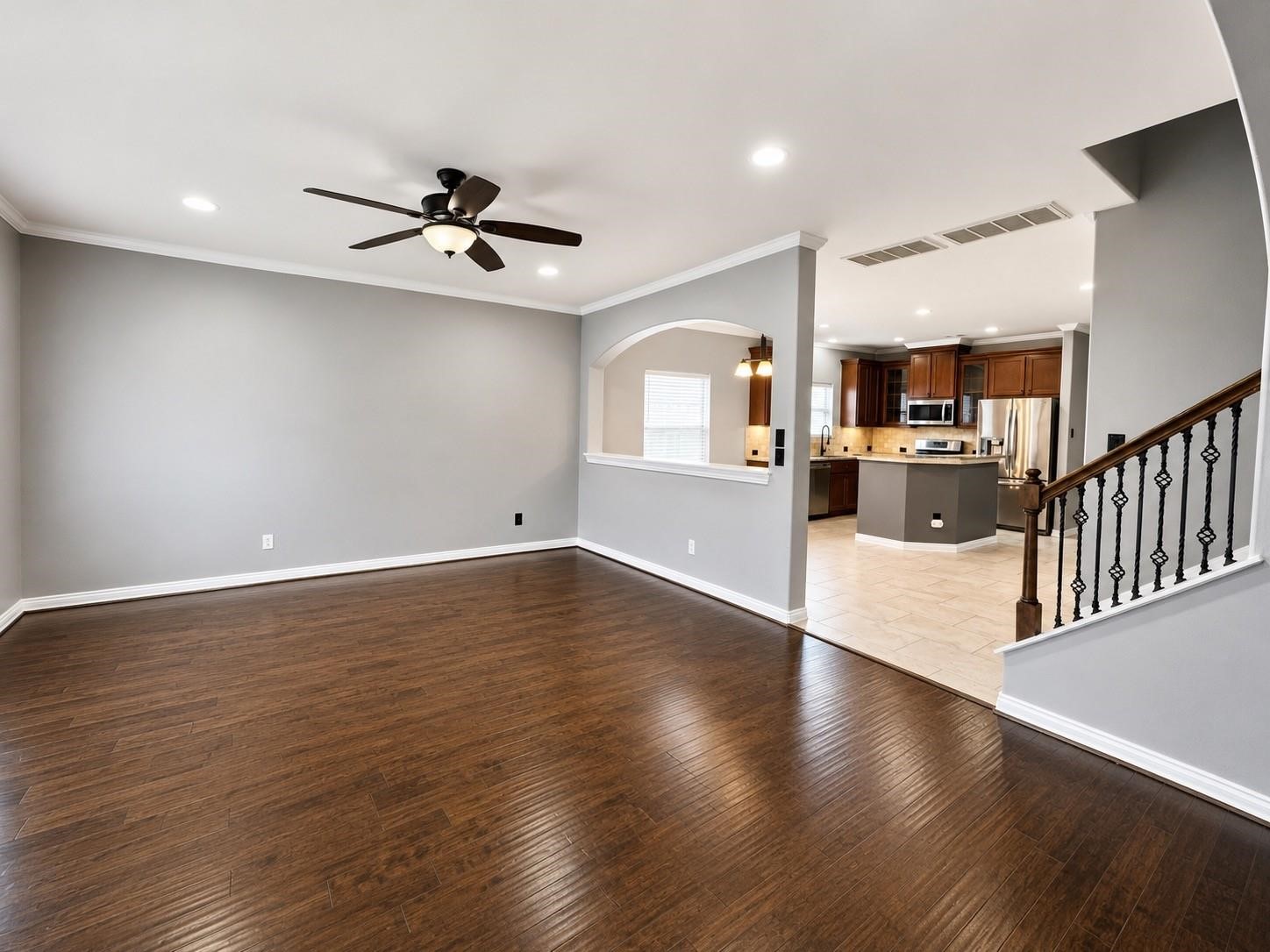 28547 Lockeridge Springs Drive Property Photo 3