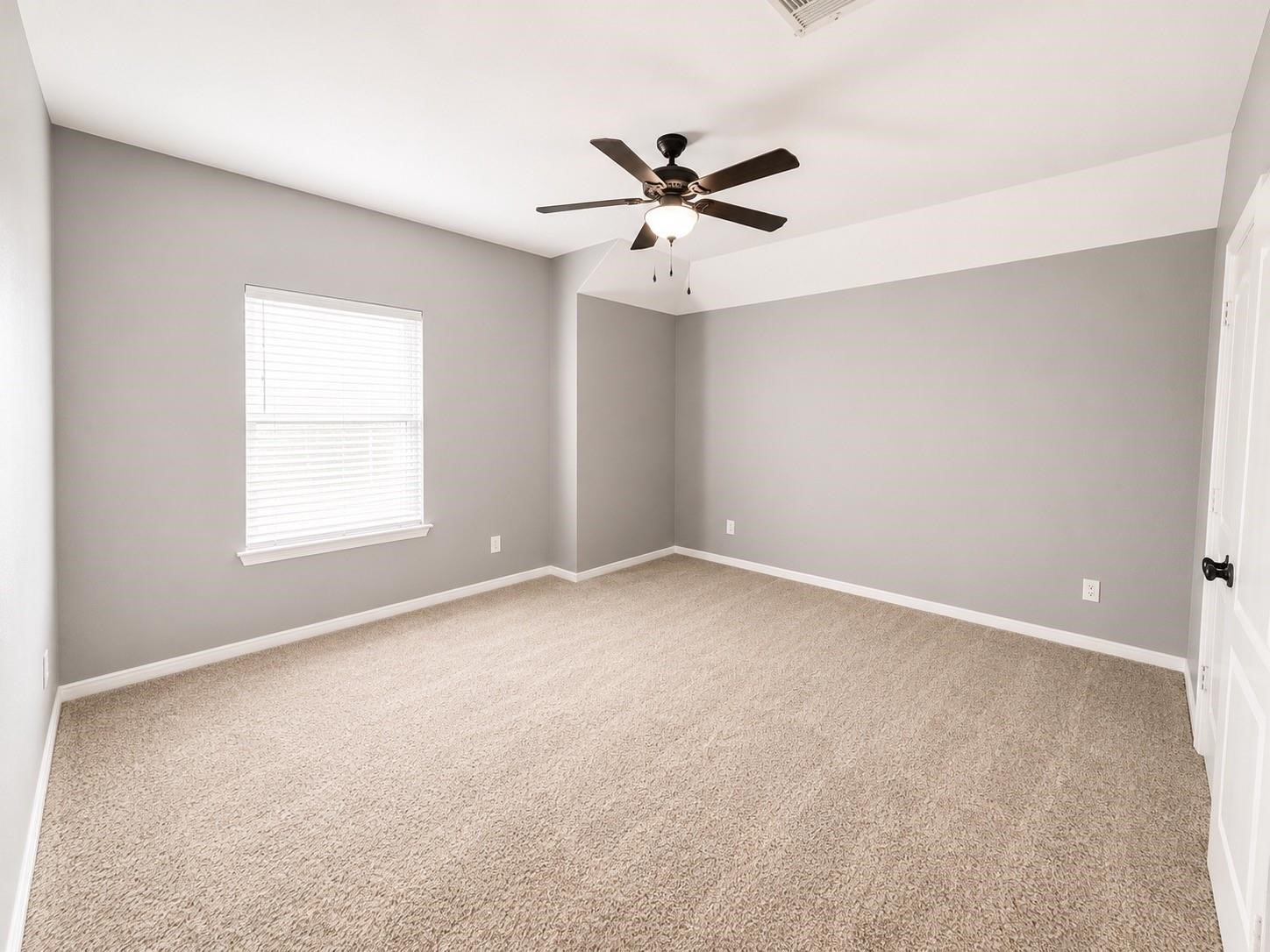 28547 Lockeridge Springs Drive Property Photo 16