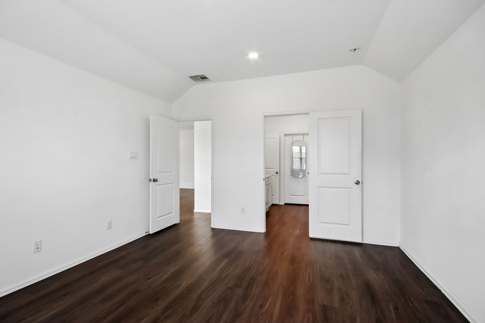 5311 Rushing Brook Lane Property Photo 12