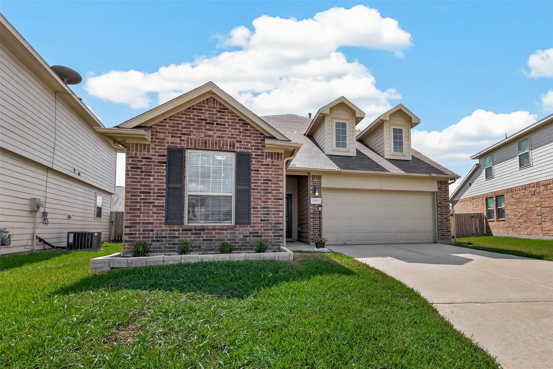 12631 Silverlight Court Property Photo 2