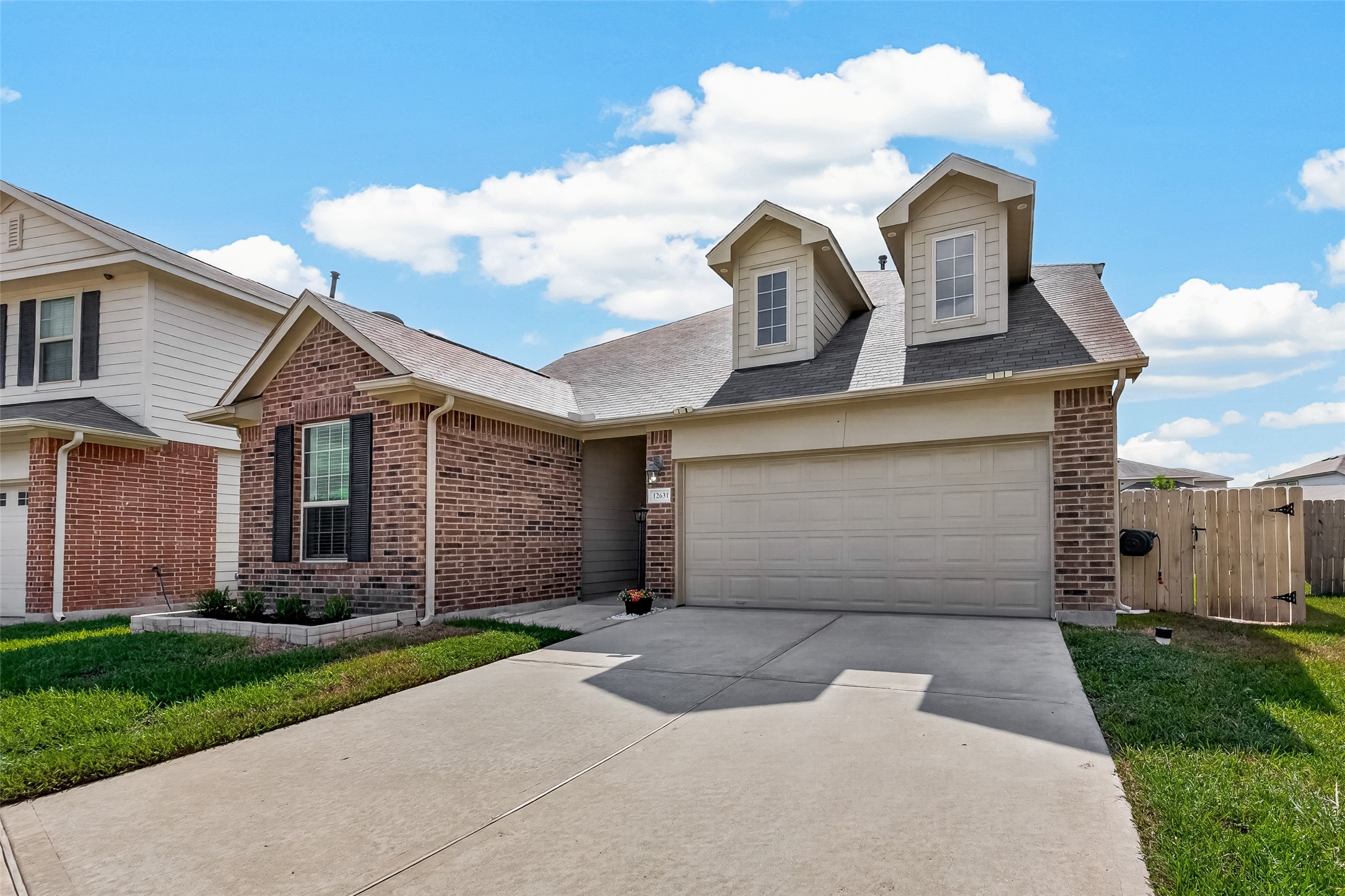 12631 Silverlight Court Property Photo 4