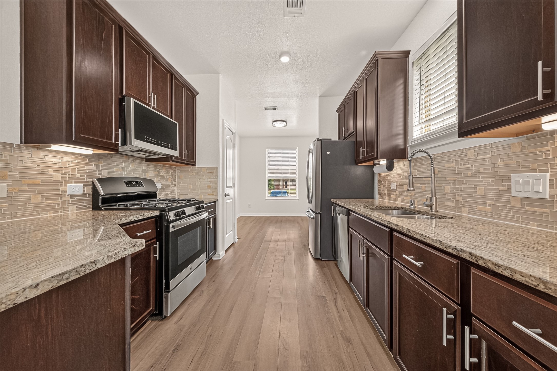 12631 Silverlight Court Property Photo 16