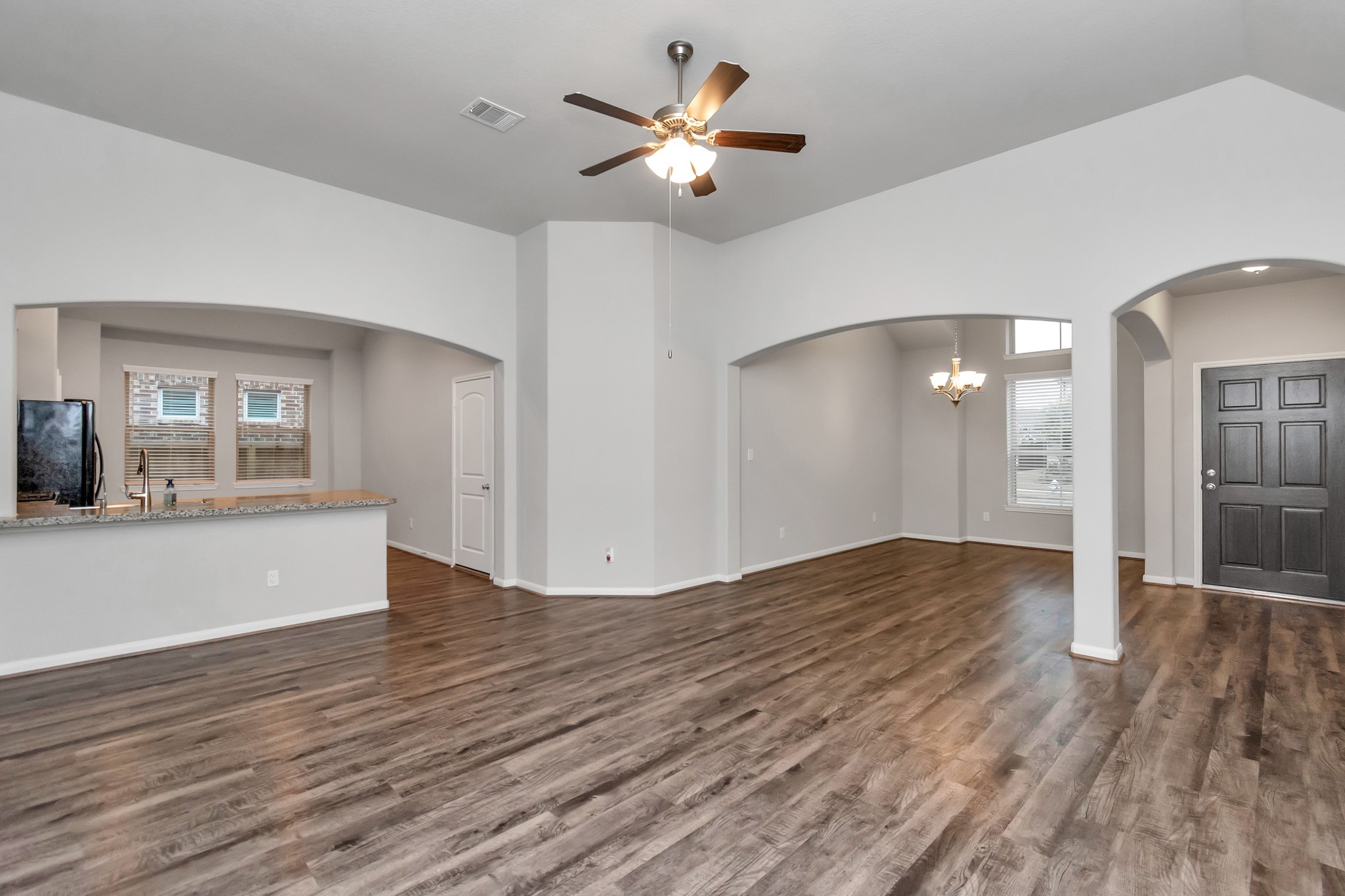 4406 Low Meadow Lane Property Photo 10