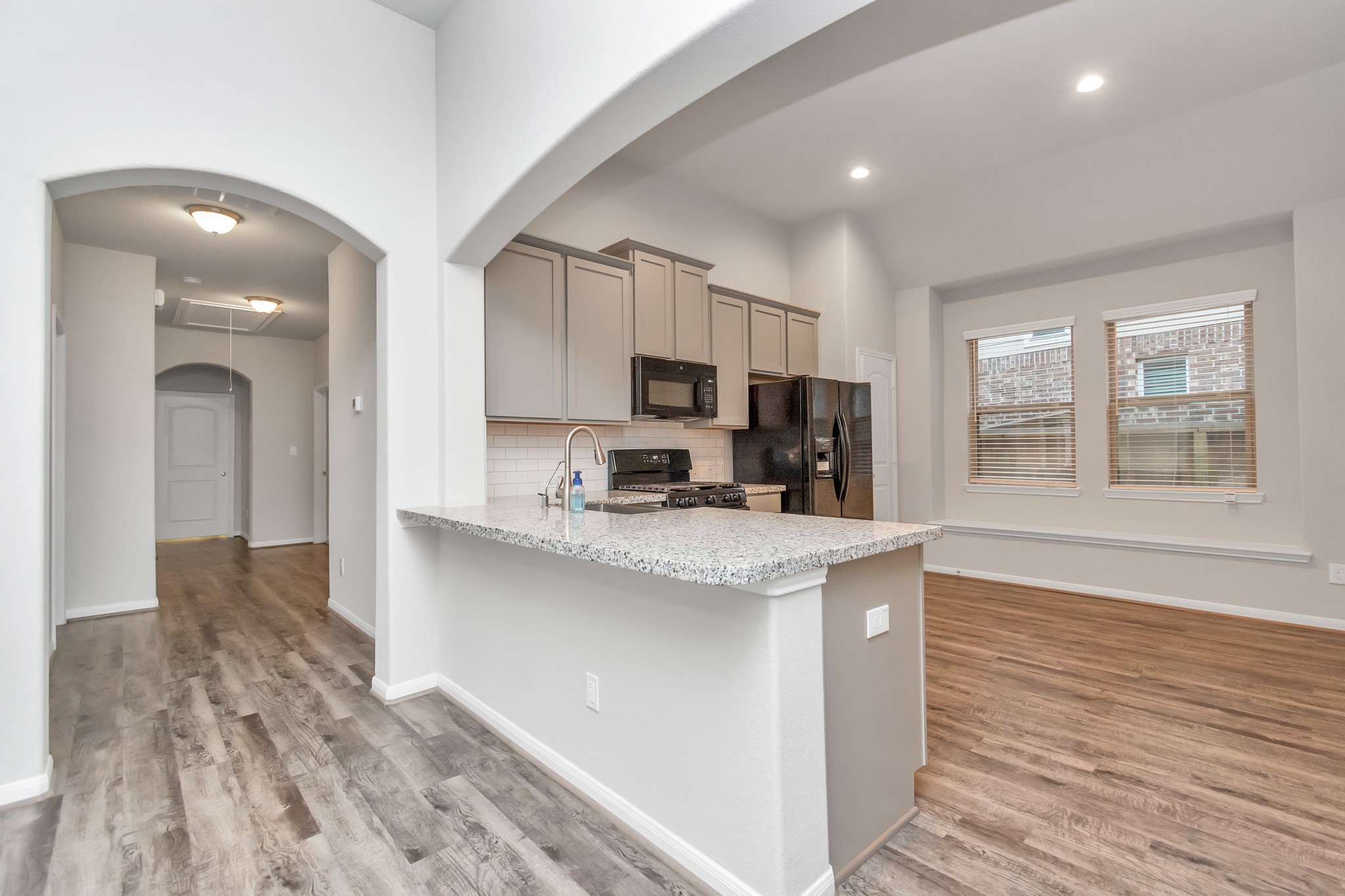 4406 Low Meadow Lane Property Photo 13