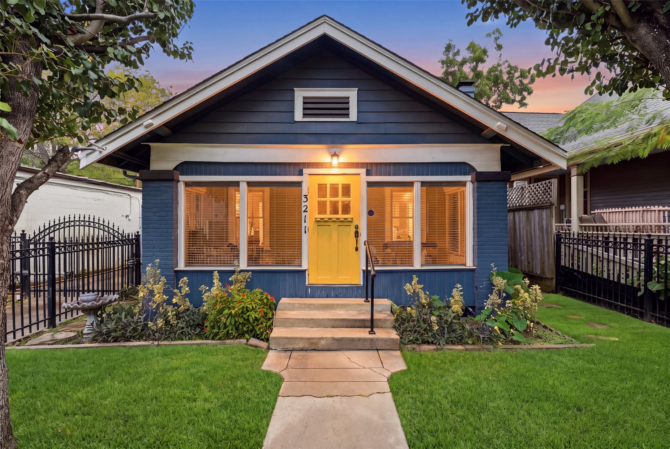 3211 Beauchamp Street Property Photo 1