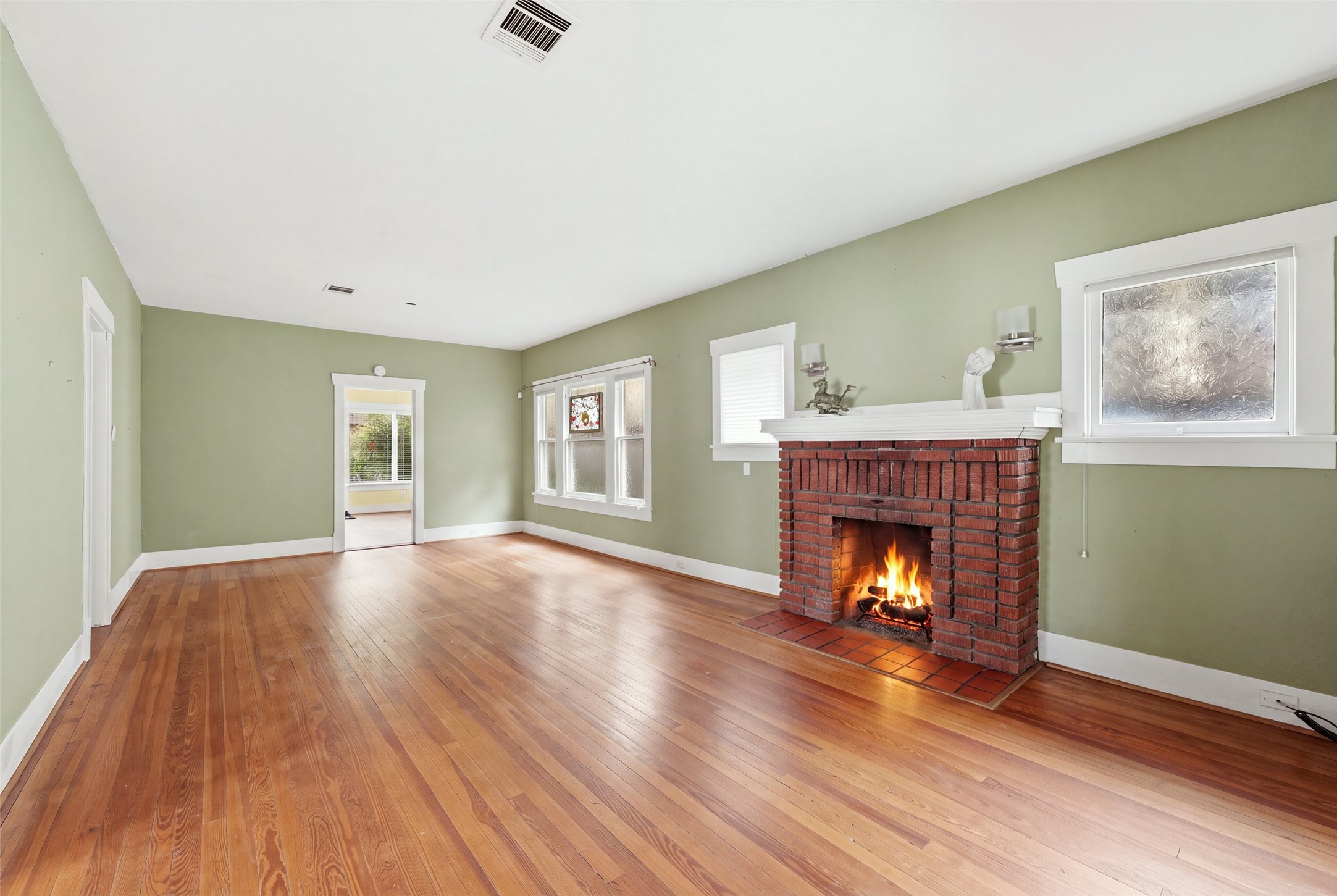 3211 Beauchamp Street Property Photo 4